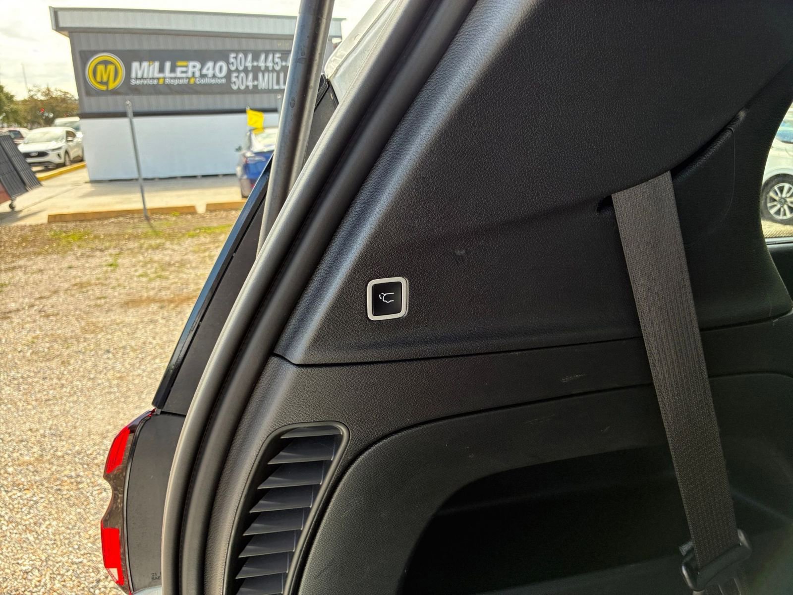 Thumbnail: 2025 Chrysler Pacifica - 24