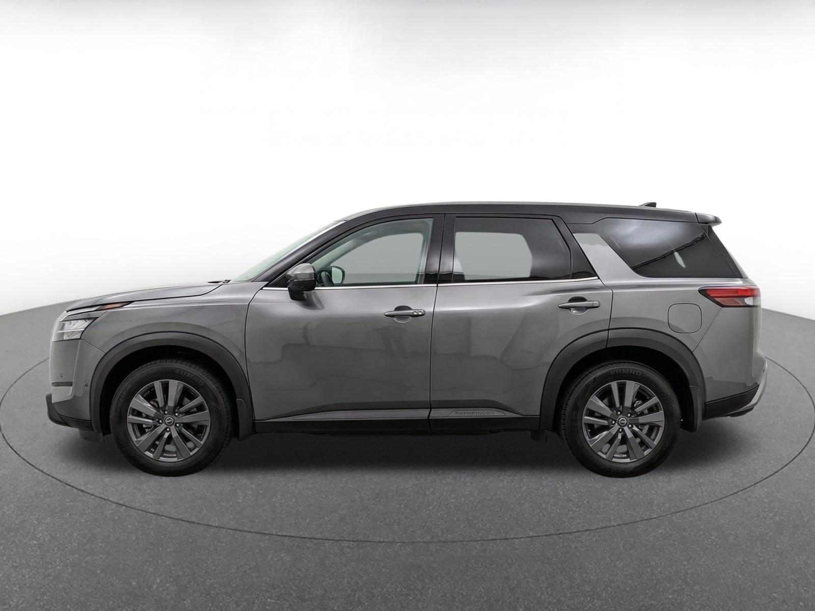 Thumbnail: 2025 Nissan Pathfinder - 4