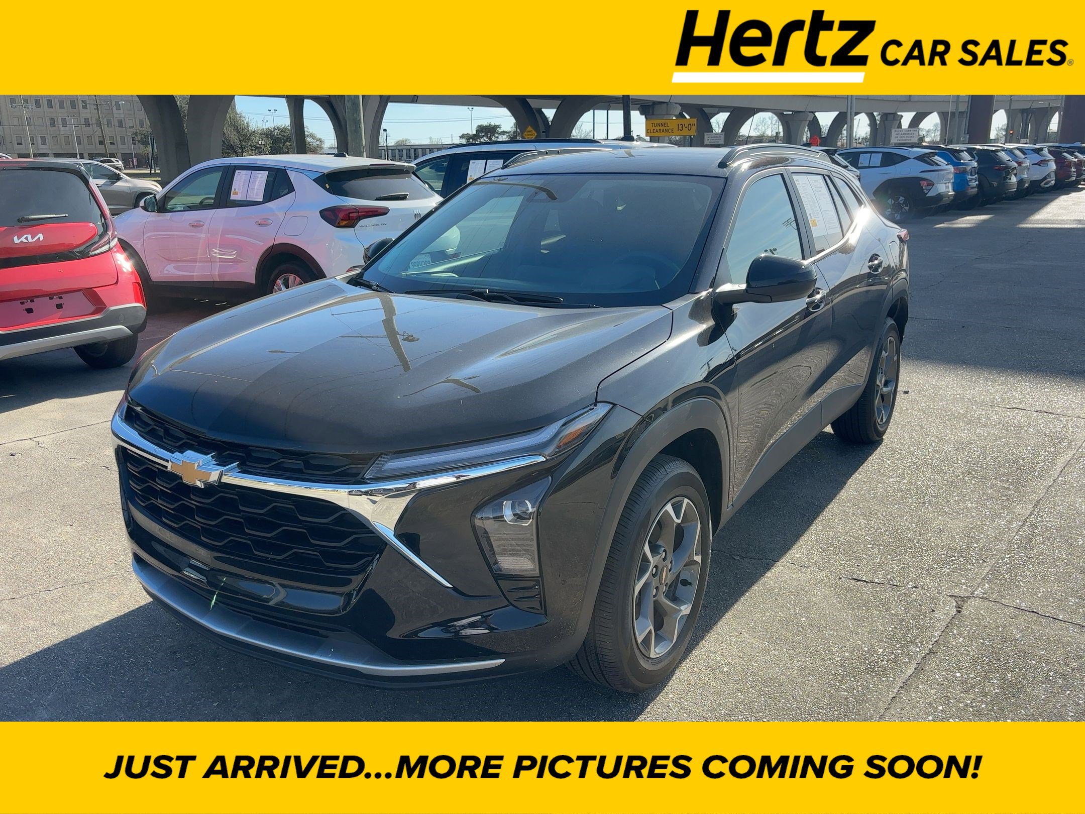 Thumbnail: 2025 Chevrolet Trax - 1