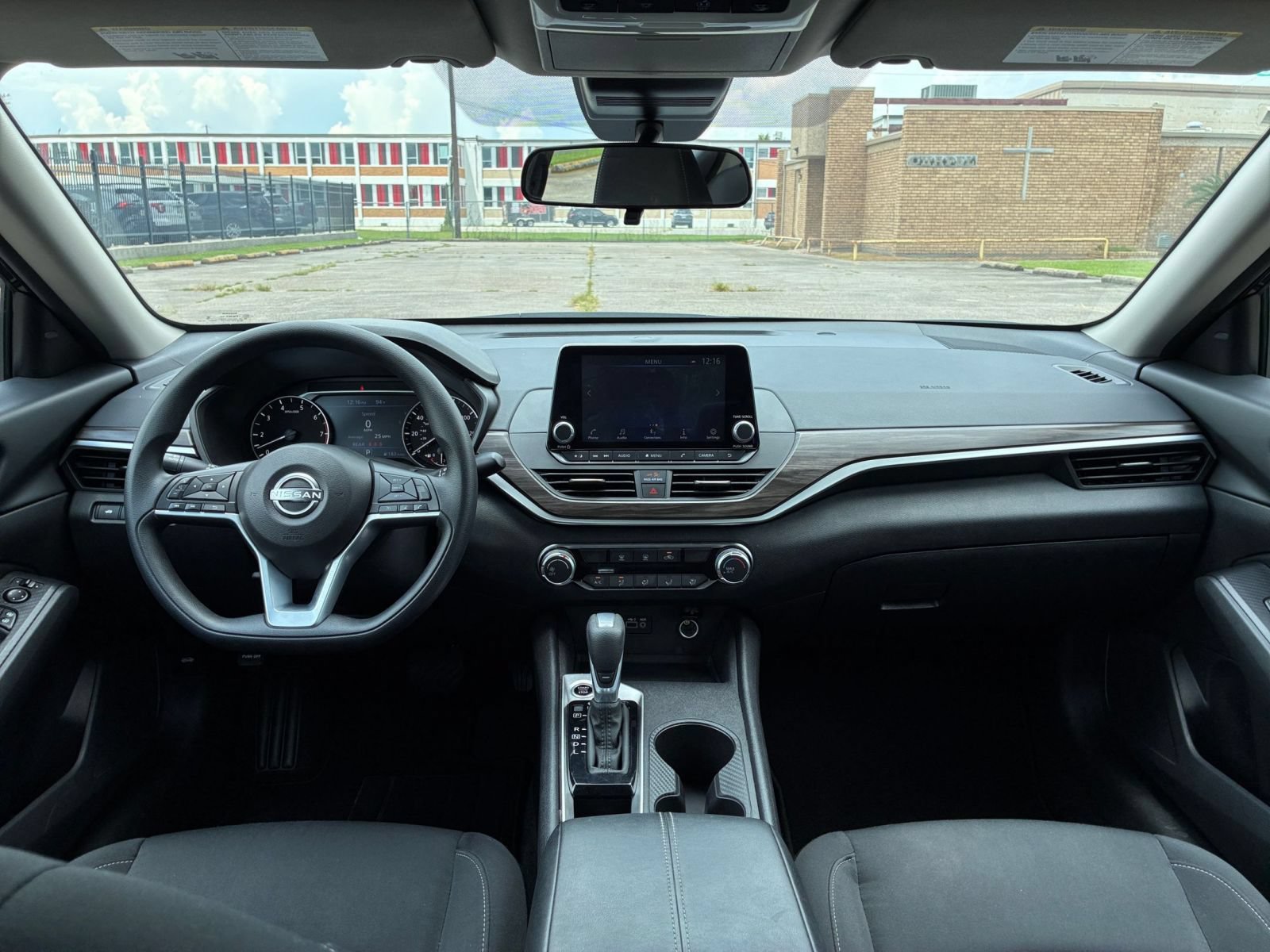 Thumbnail: 2025 Nissan Altima - 33