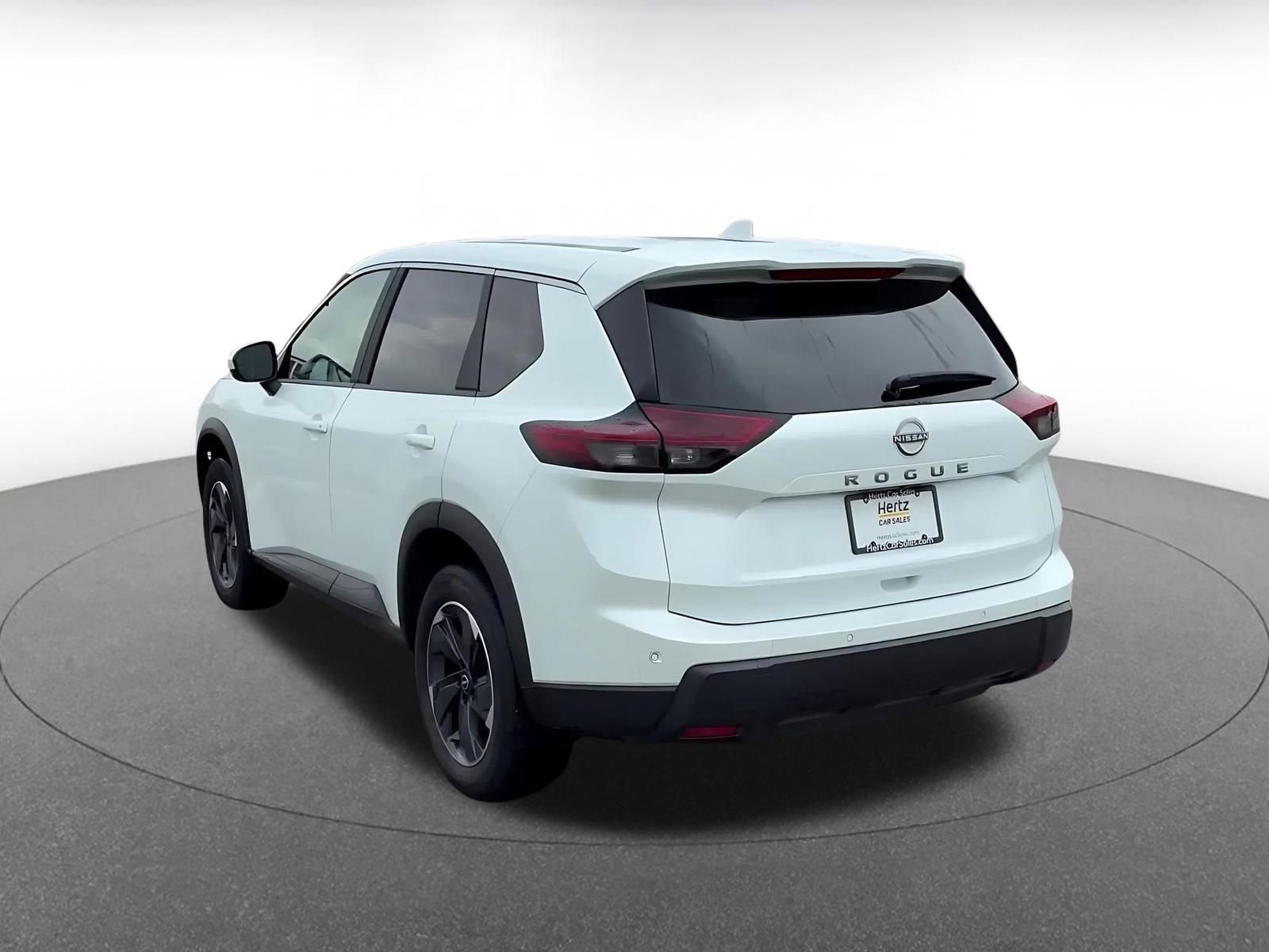 Thumbnail: 2025 Nissan Rogue - 11
