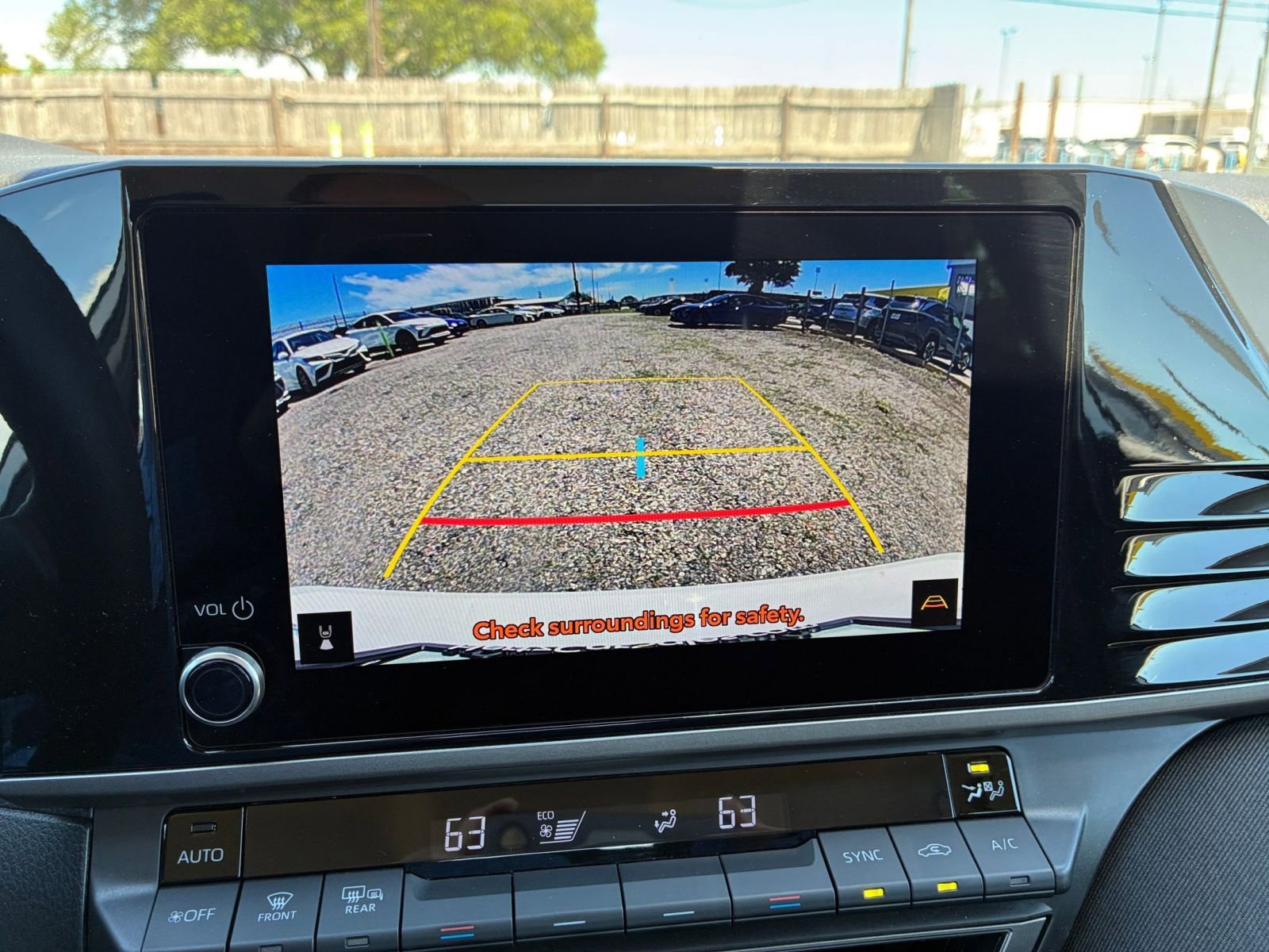 Thumbnail: 2025 Toyota Camry - 23