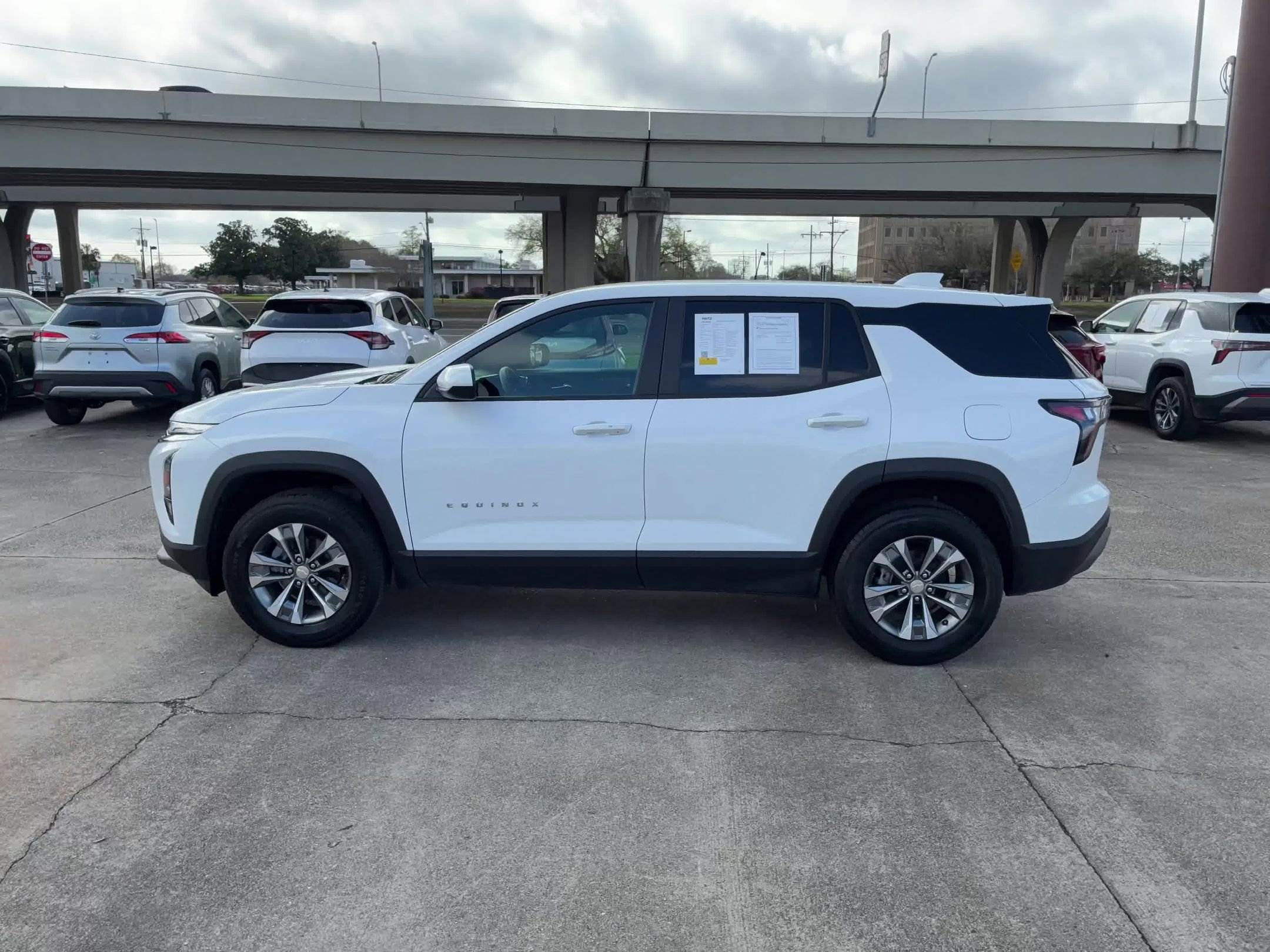 Thumbnail: 2025 Chevrolet Equinox - 10