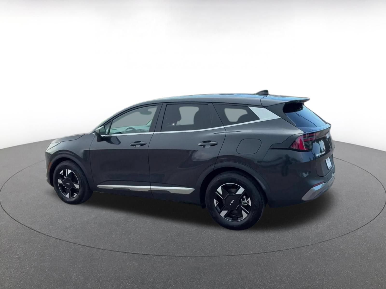 Thumbnail: 2026 Kia Sportage - 10