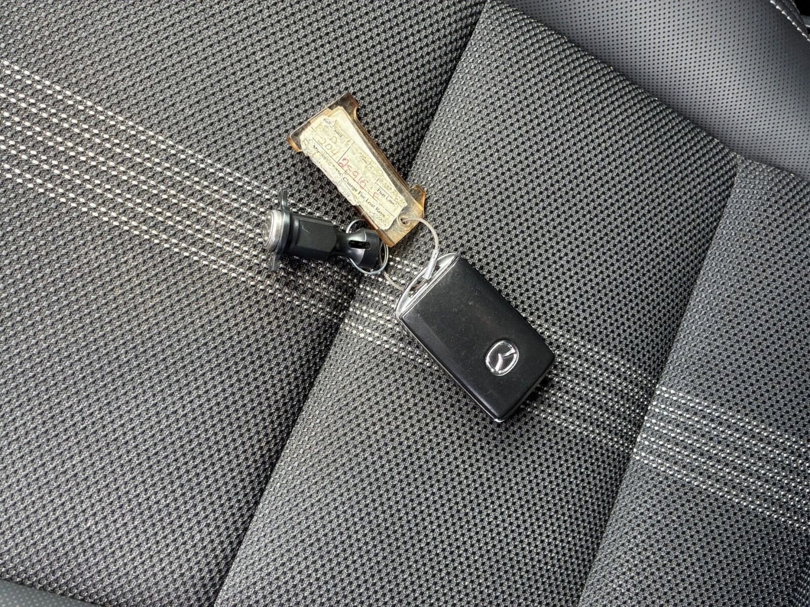 Thumbnail: 2025 Mazda CX-50 - 21