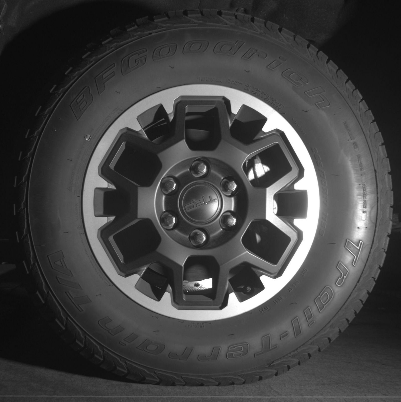 Thumbnail: 2025 Toyota Tacoma - 11