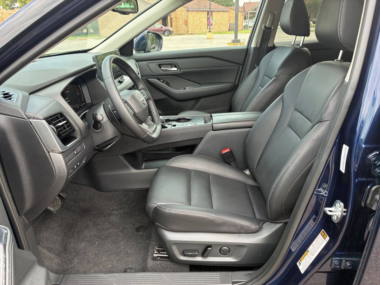 Thumbnail: 2026 Nissan Rogue - 28