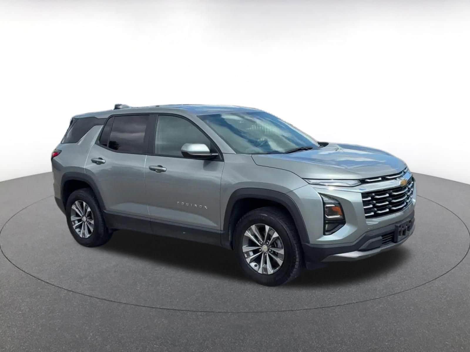Thumbnail: 2025 Chevrolet Equinox - 2