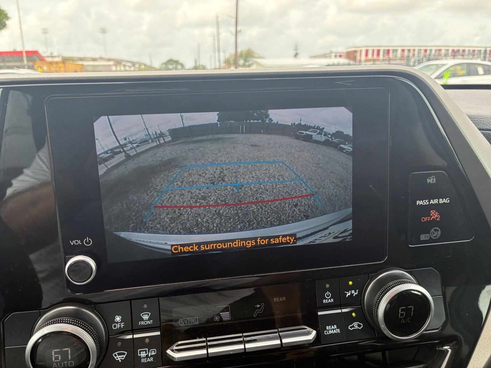 Thumbnail: 2025 Toyota Highlander - 25