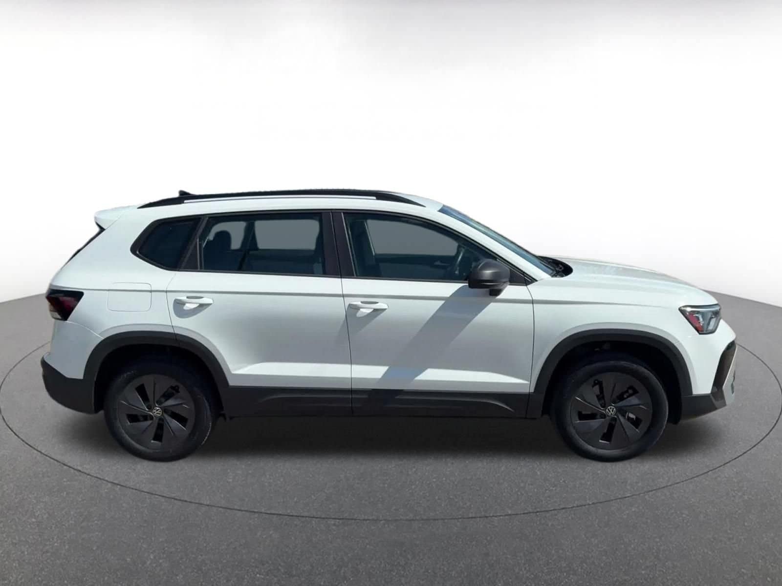 Thumbnail: 2026 Volkswagen Taos - 16