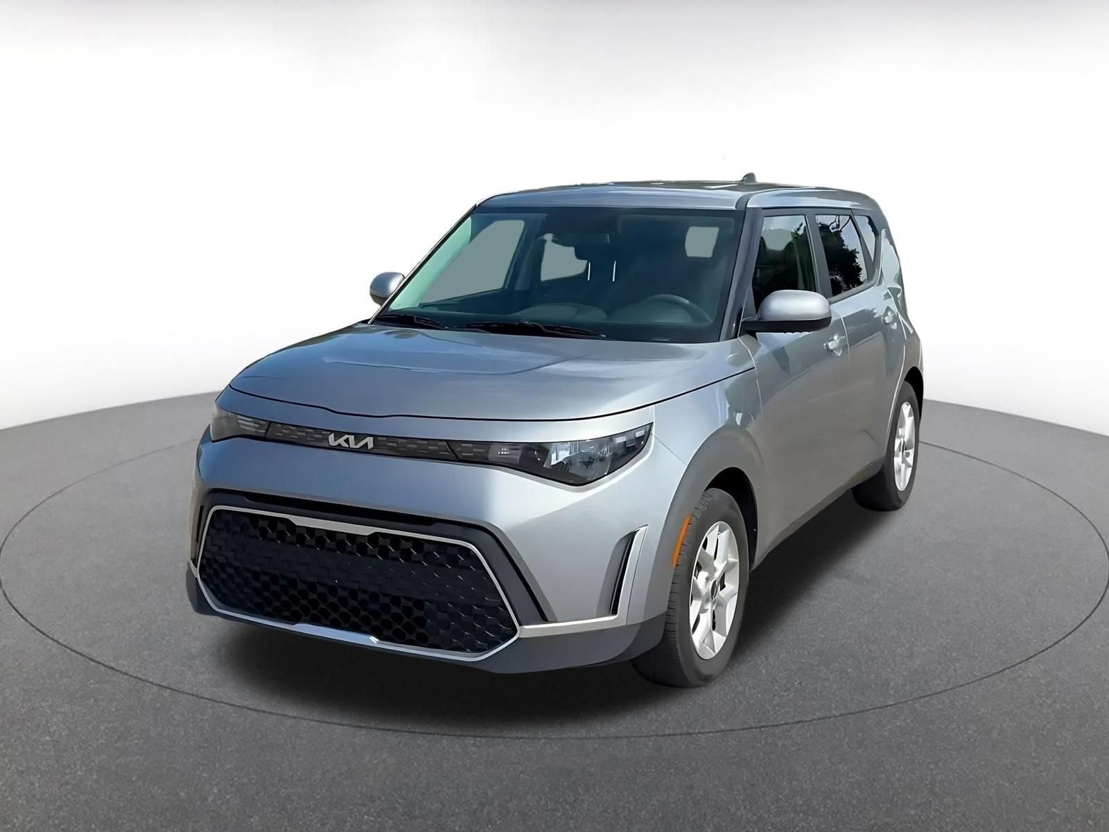 2025 Kia Soul LX - Photo 6
