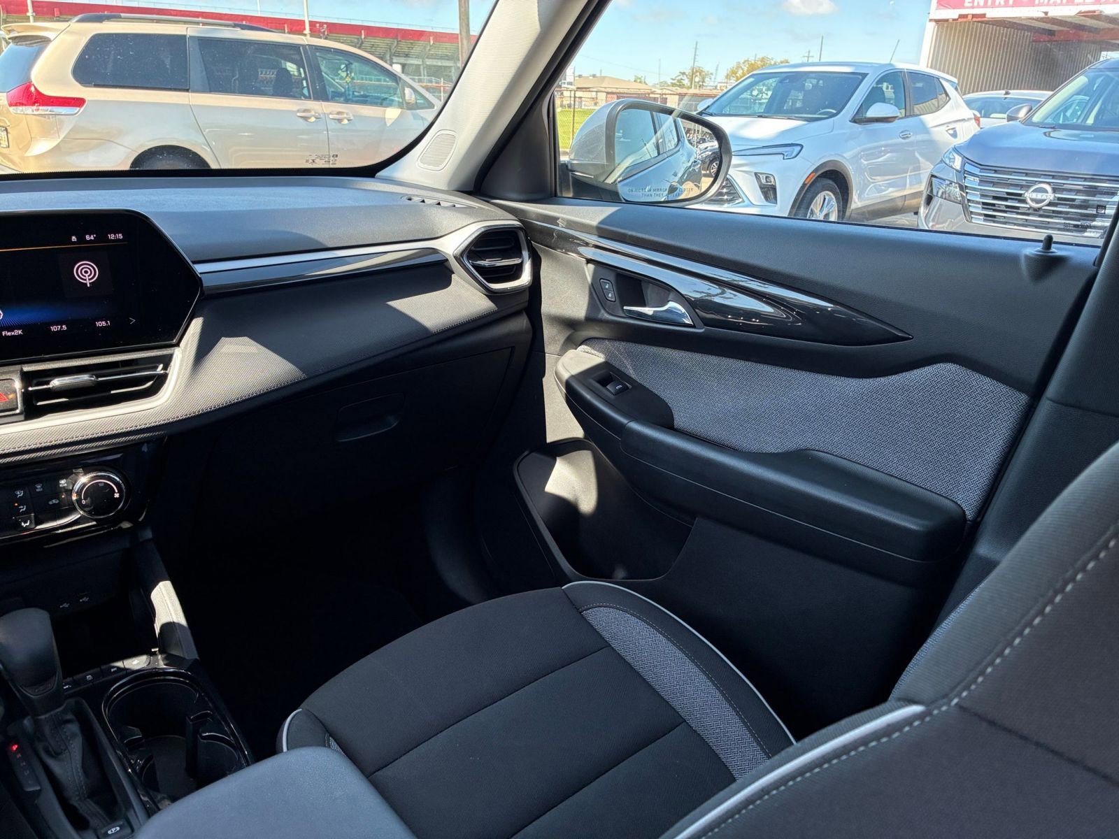 Thumbnail: 2025 Chevrolet TrailBlazer - 33