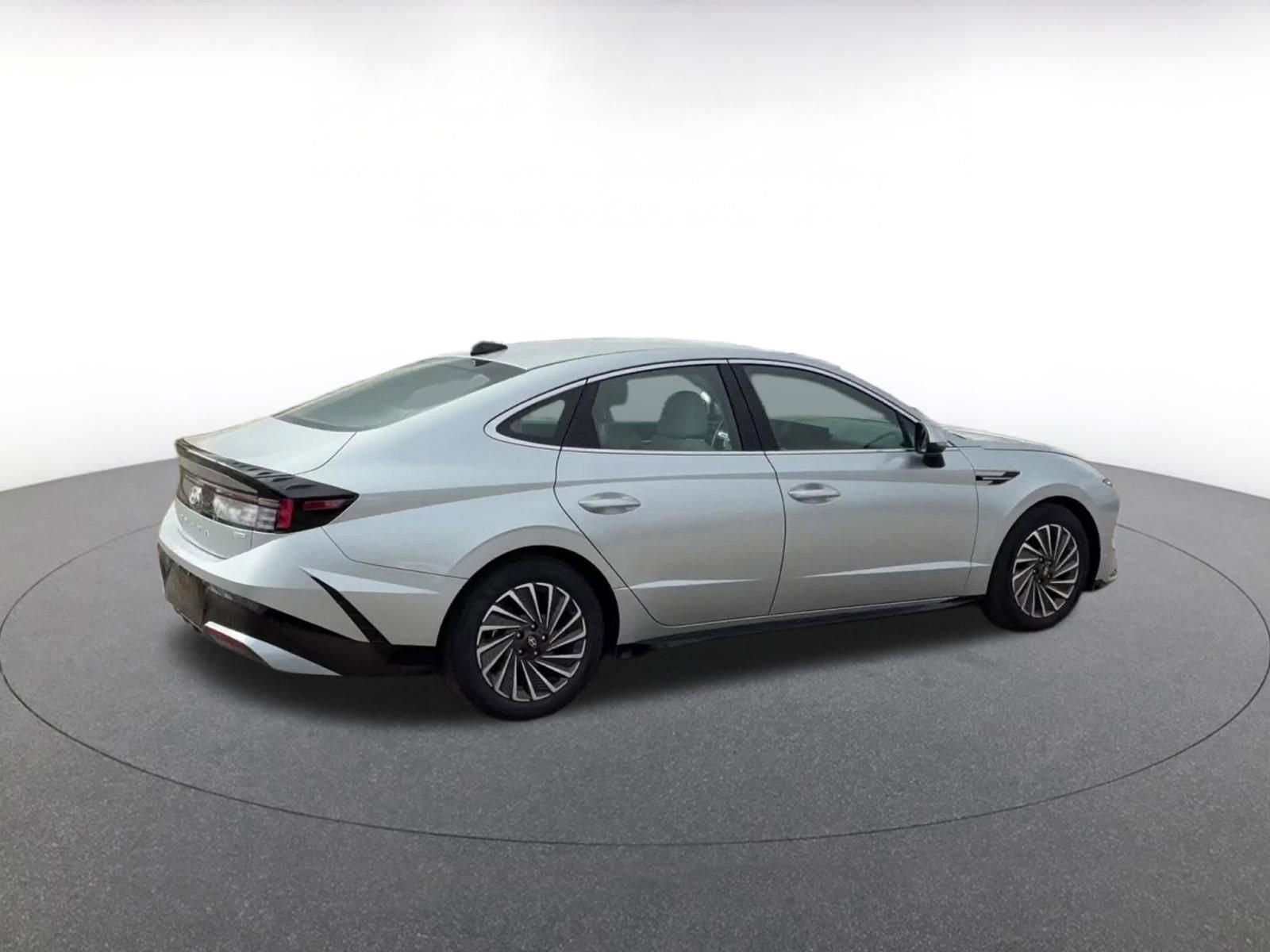 Thumbnail: 2025 Hyundai Sonata - 11