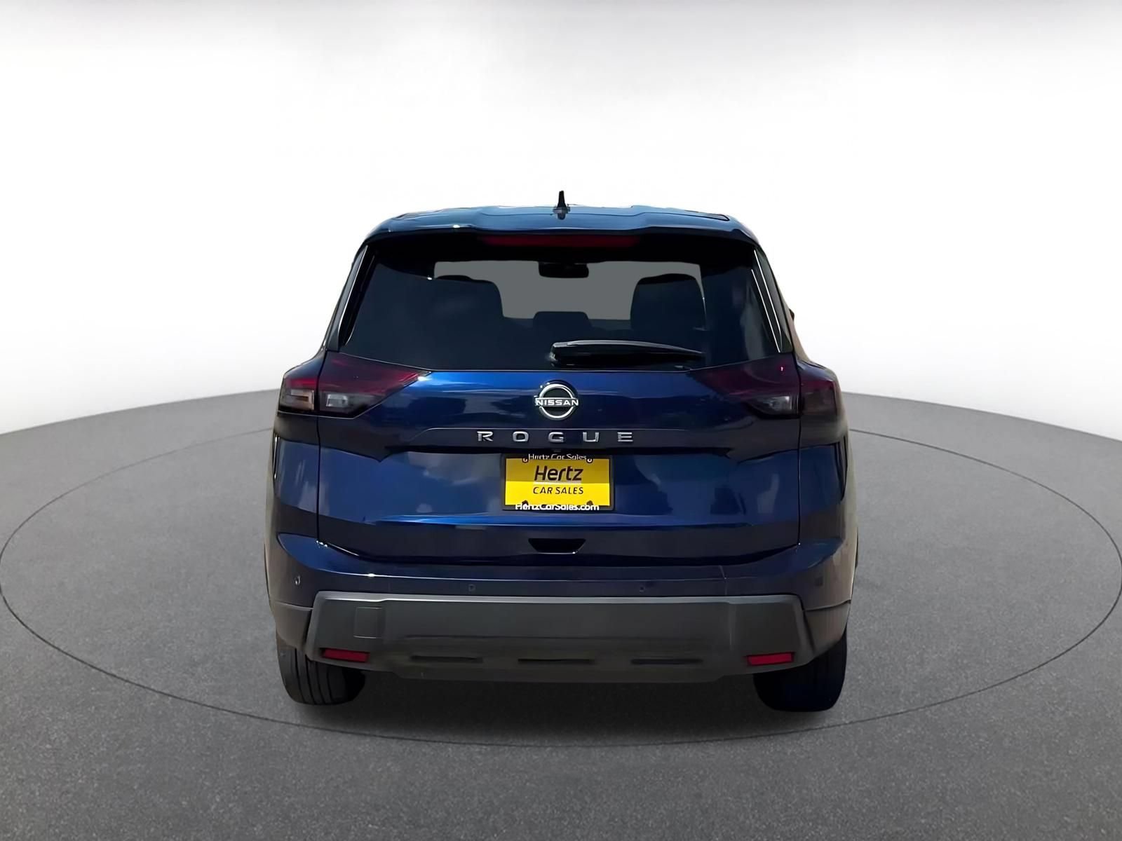 Thumbnail: 2026 Nissan Rogue - 12