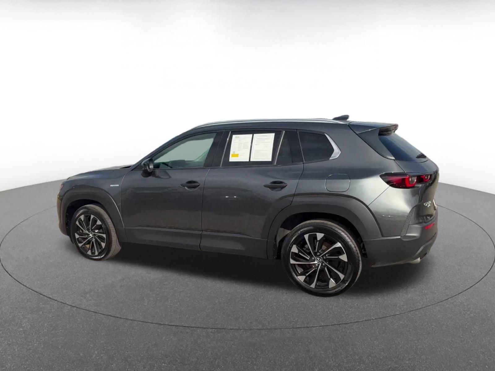 Thumbnail: 2025 Mazda CX-50 - 10