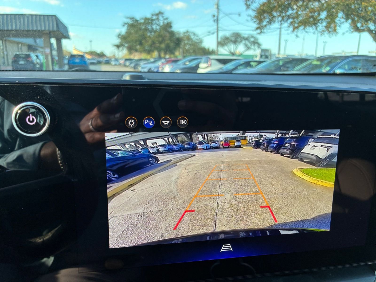 Thumbnail: 2025 Chevrolet Equinox - 27