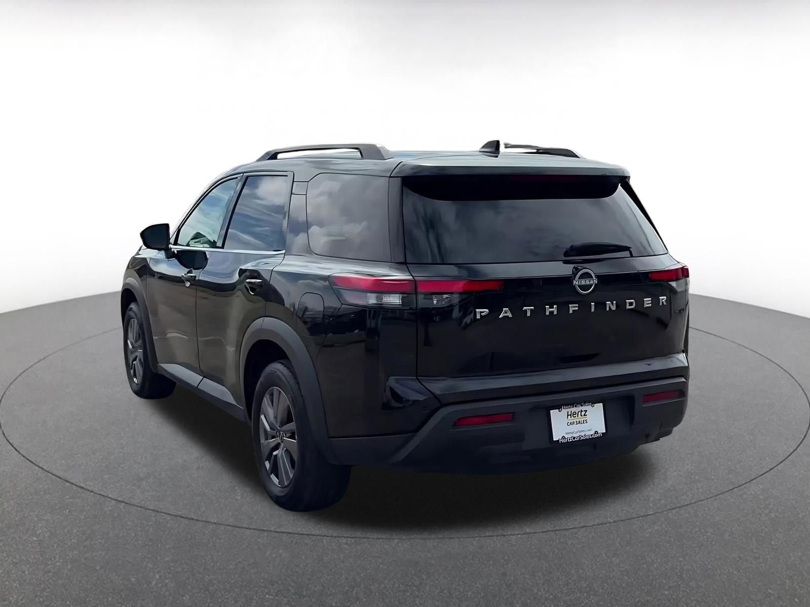 Thumbnail: 2025 Nissan Pathfinder - 11