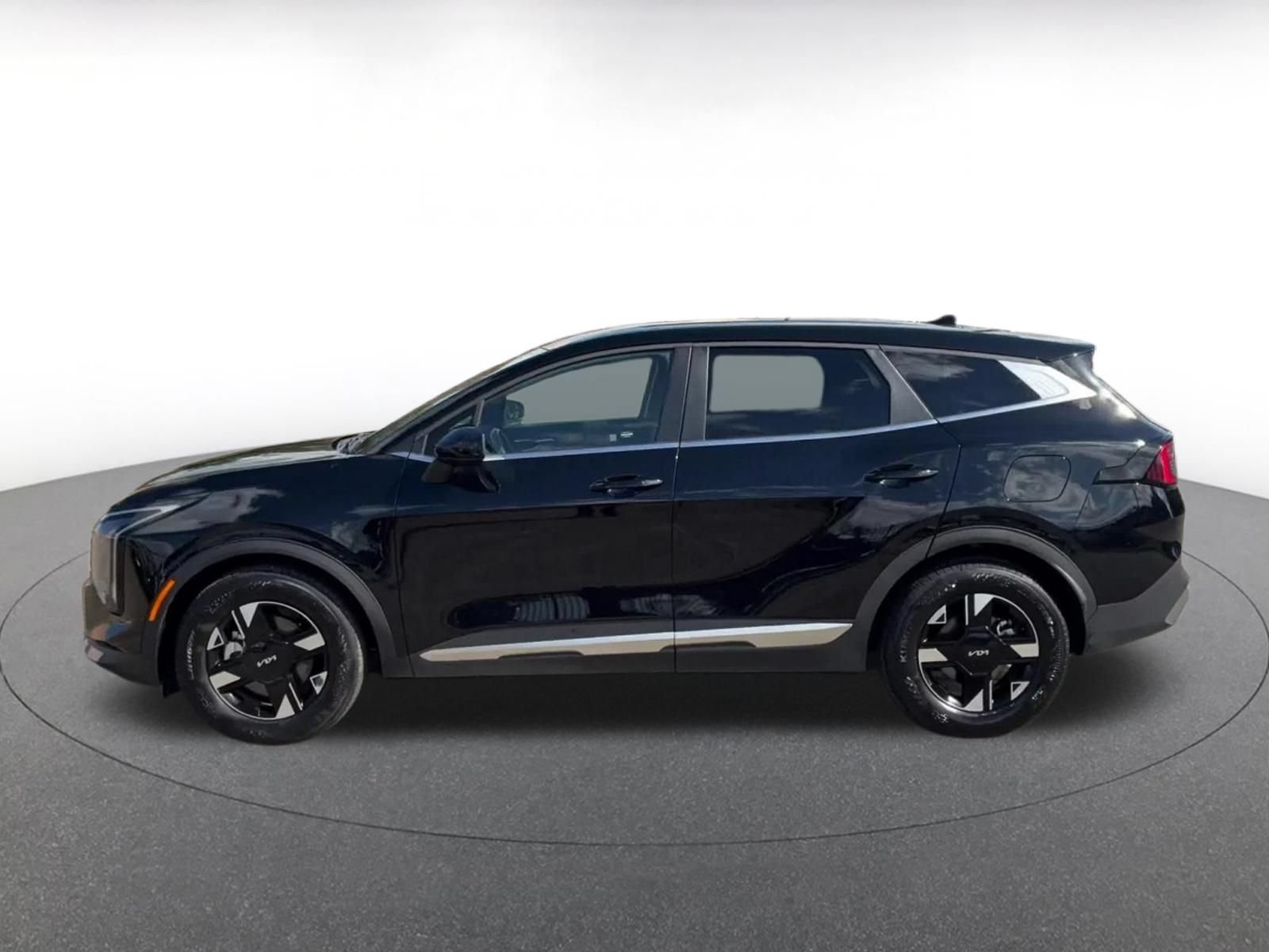 Thumbnail: 2026 Kia Sportage - 9