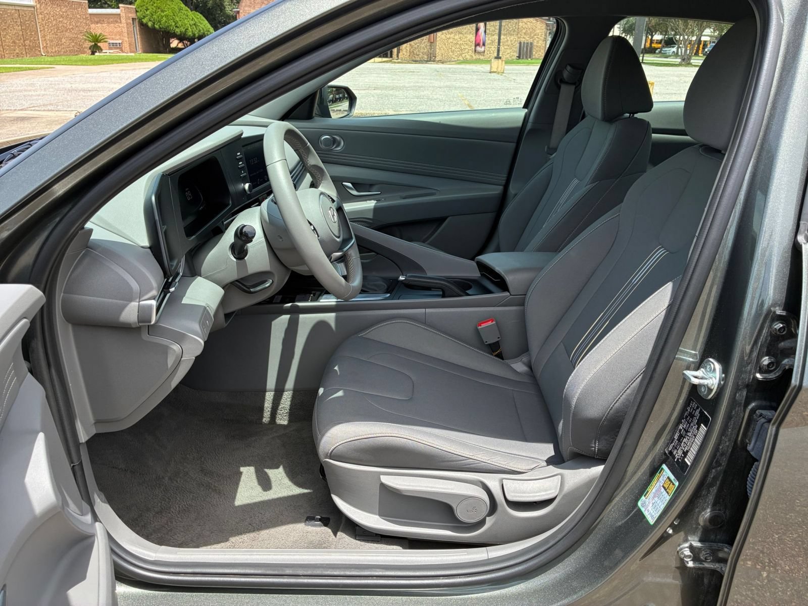 Thumbnail: 2026 Hyundai Elantra - 25