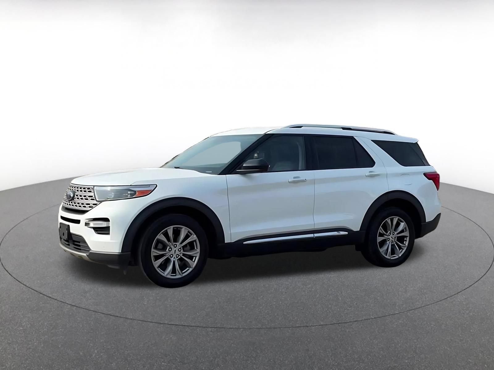 Thumbnail: 2023 Ford Explorer - 7