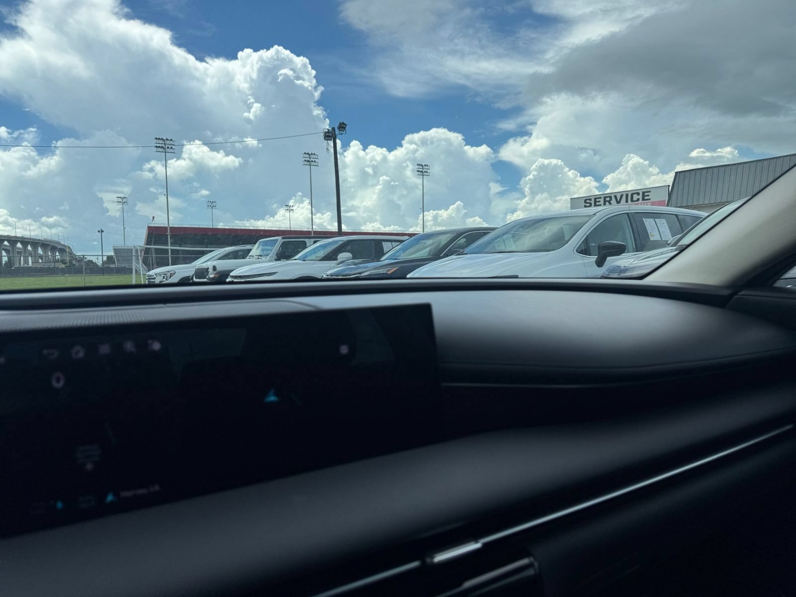 Thumbnail: 2026 Genesis G80 - 32