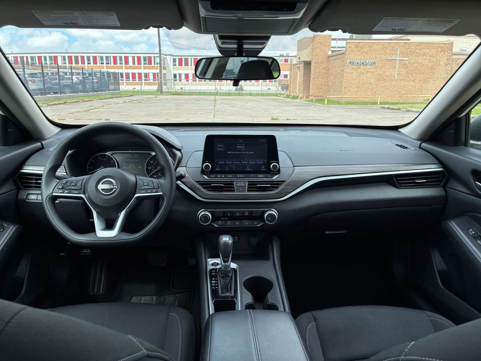 Thumbnail: 2025 Nissan Altima - 33