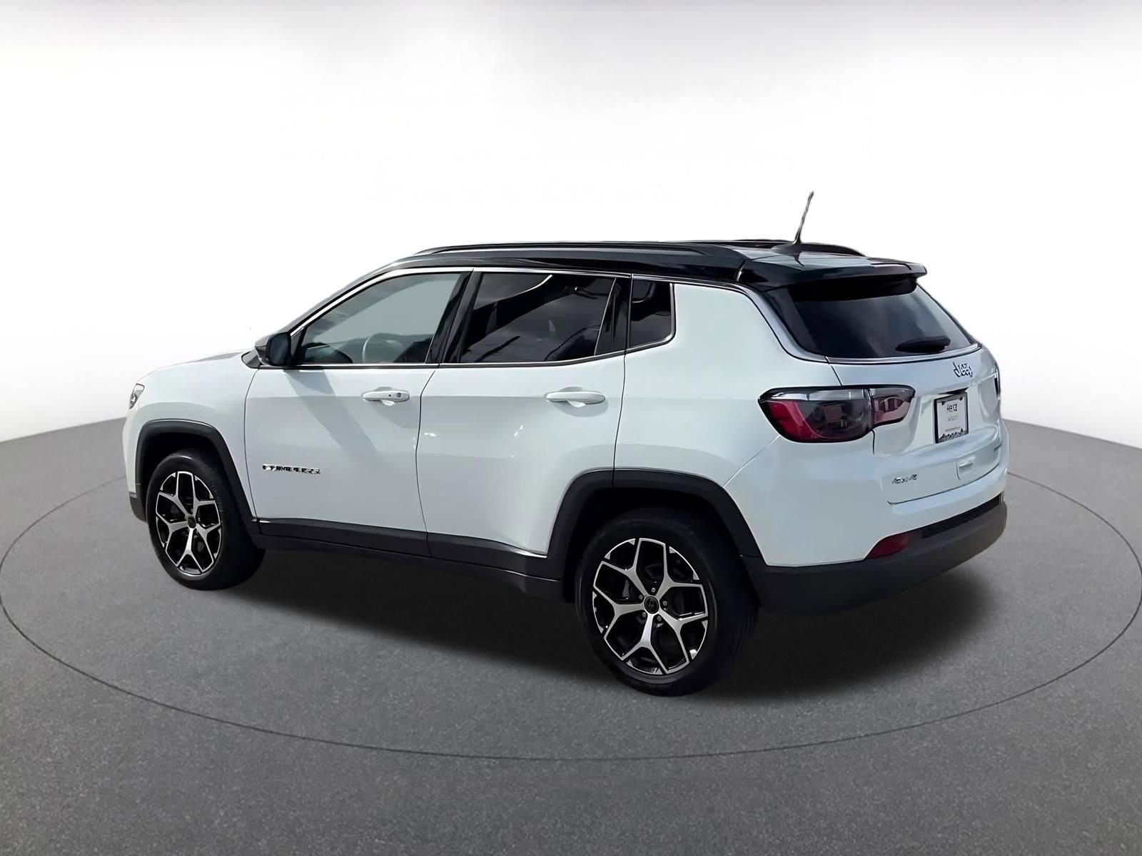 Thumbnail: 2025 Jeep Compass - 10