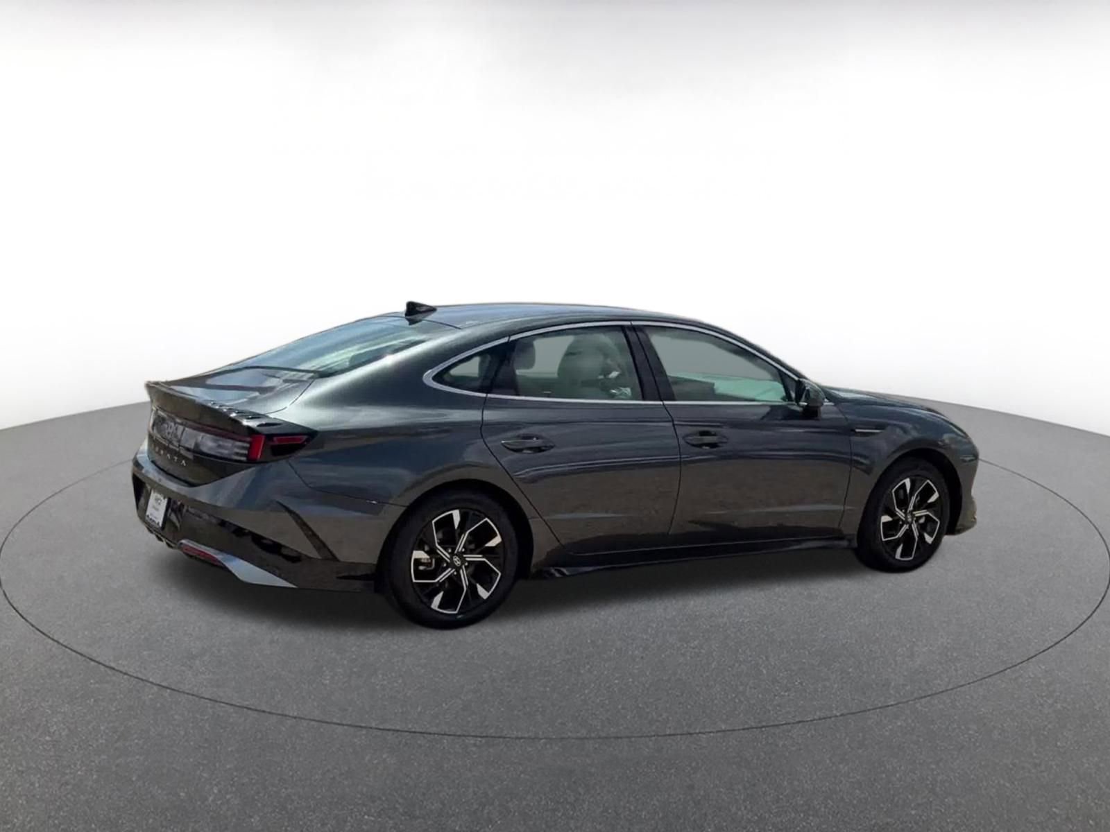 Thumbnail: 2025 Hyundai Sonata - 15