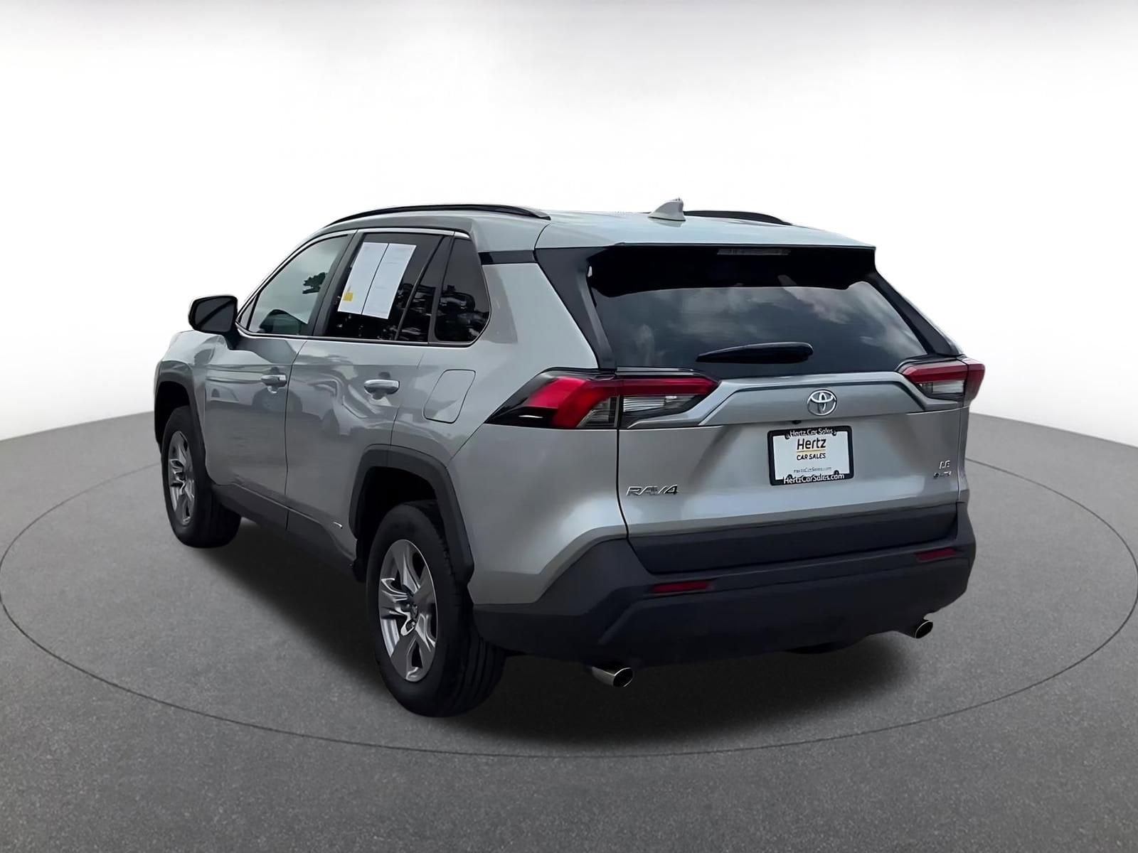 Thumbnail: 2025 Toyota RAV4 - 11