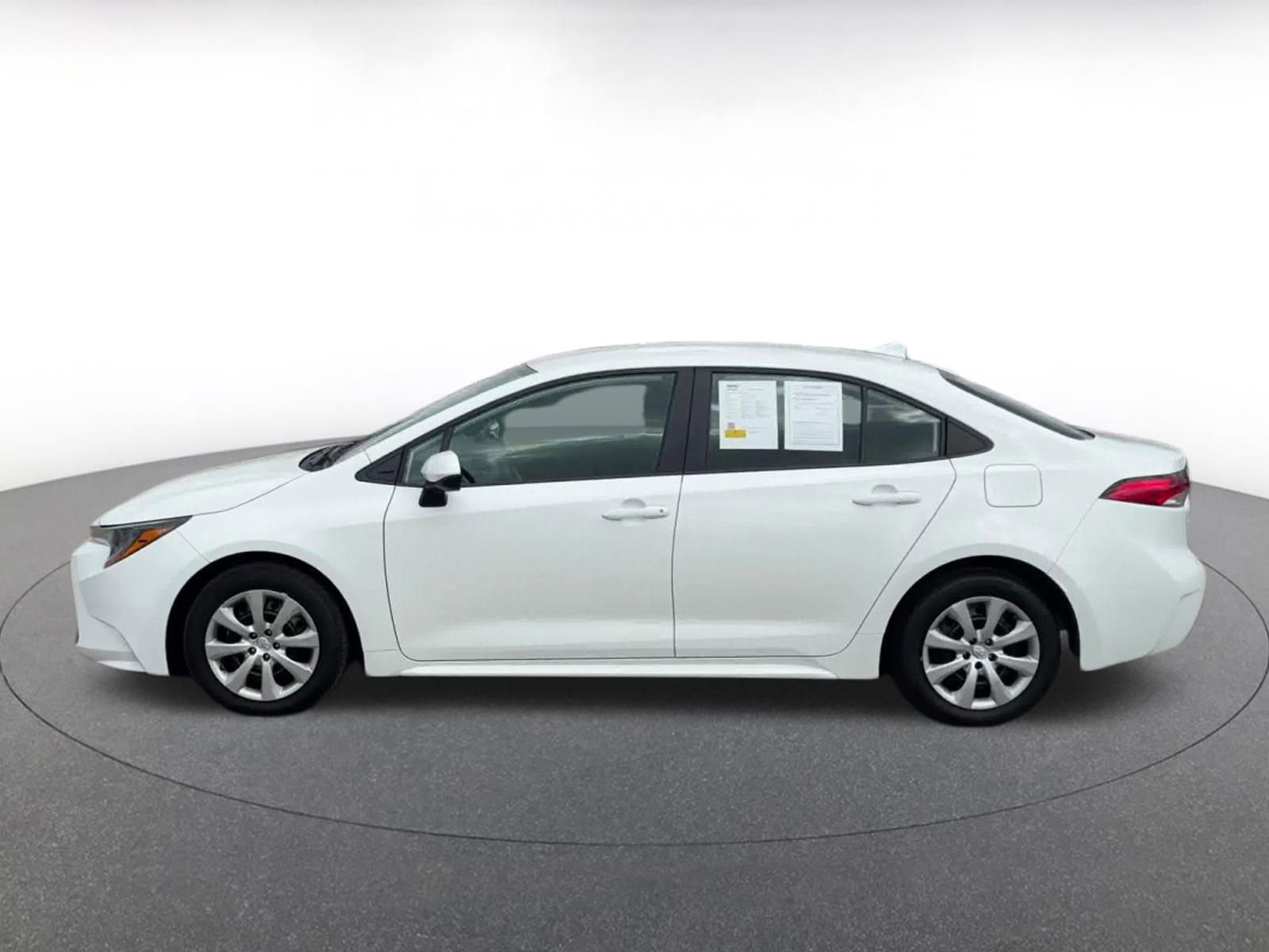 Thumbnail: 2025 Toyota Corolla - 9