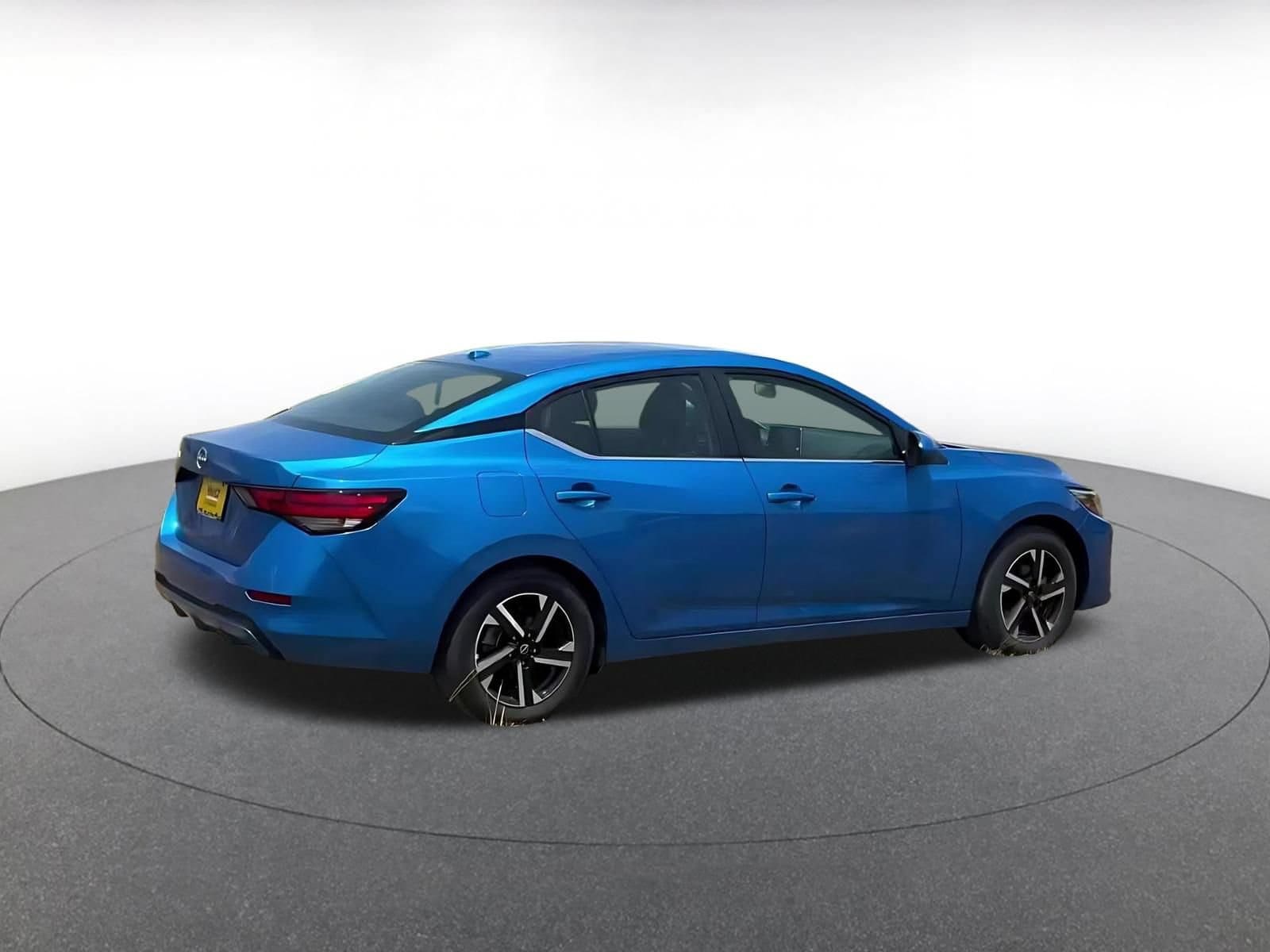 Thumbnail: 2025 Nissan Sentra - 14