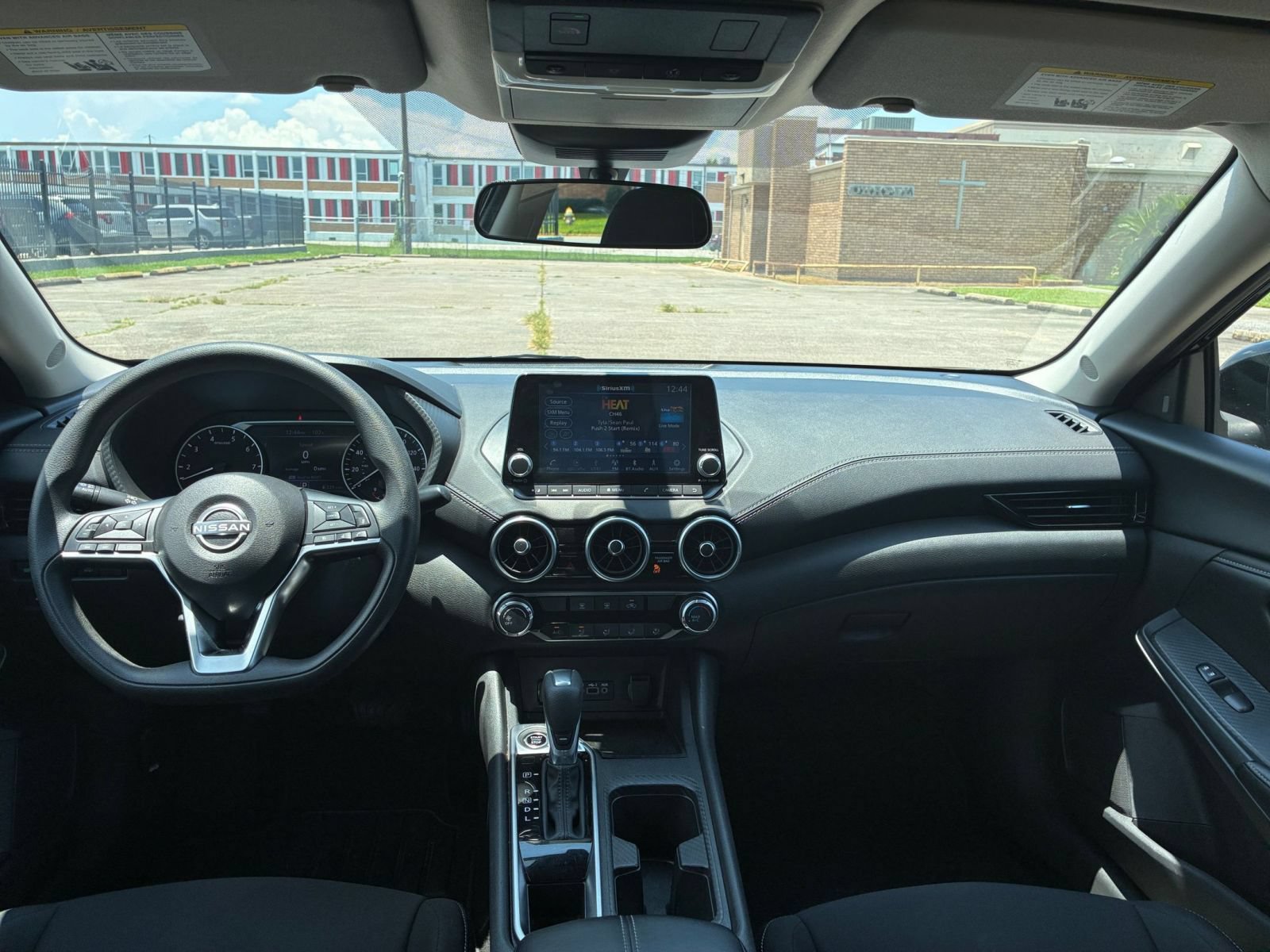 Thumbnail: 2025 Nissan Sentra - 31