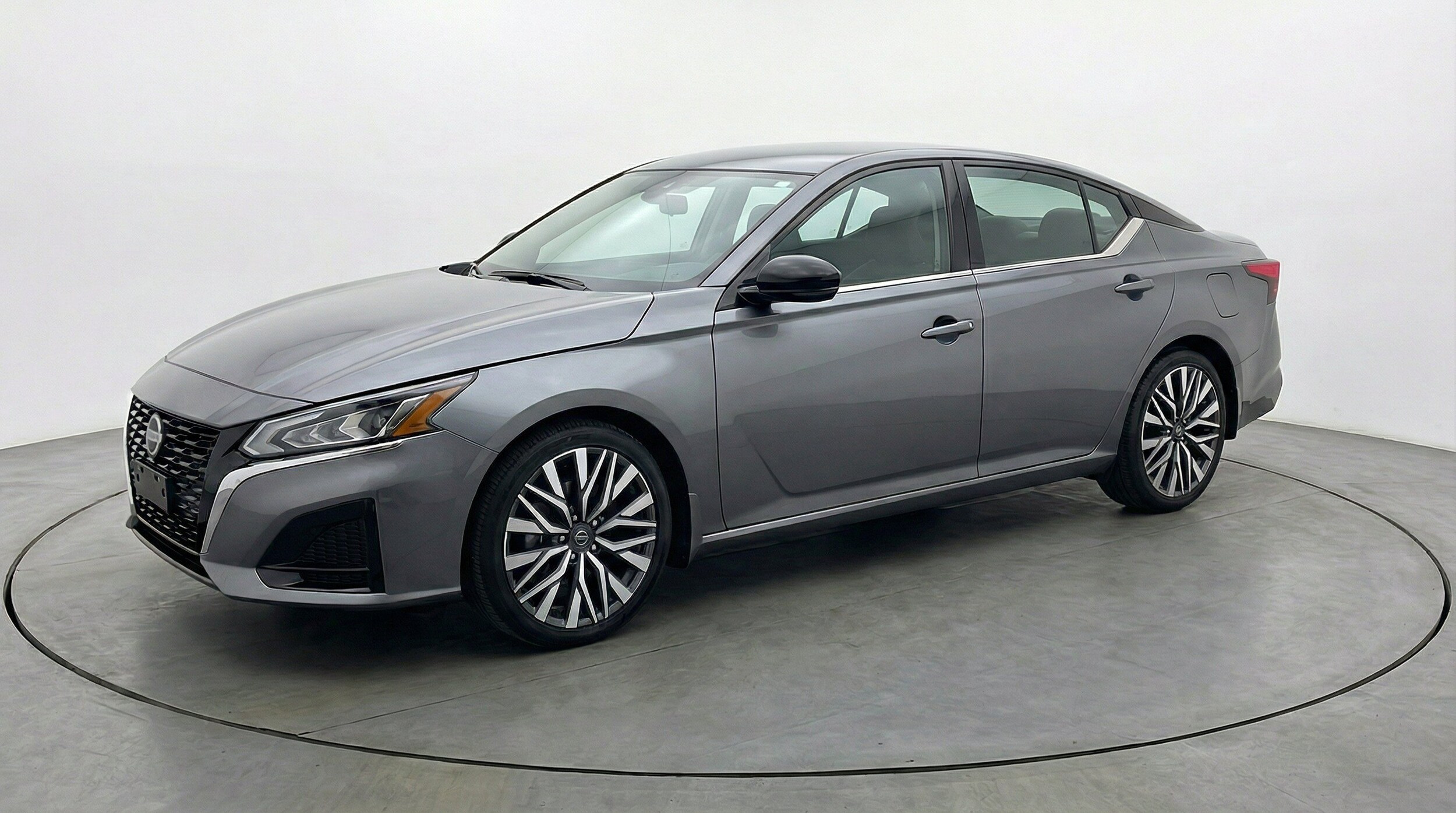 Thumbnail: 2025 Nissan Altima - 3