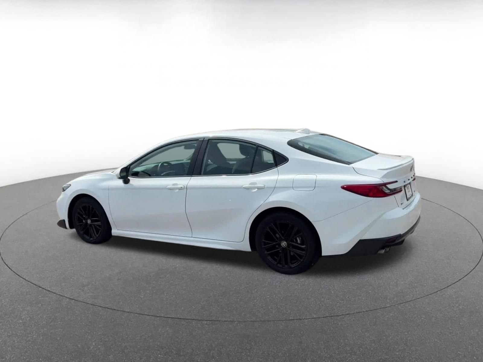Thumbnail: 2026 Toyota Camry - 9