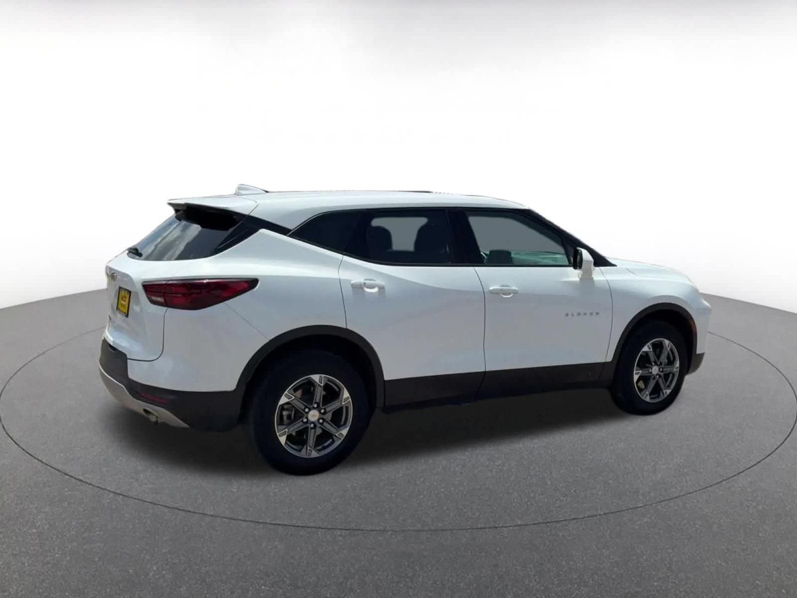 Thumbnail: 2025 Chevrolet Blazer - 11