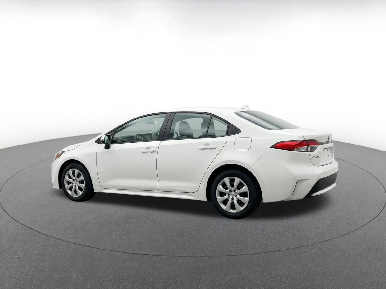 Thumbnail: 2025 Toyota Corolla - 7