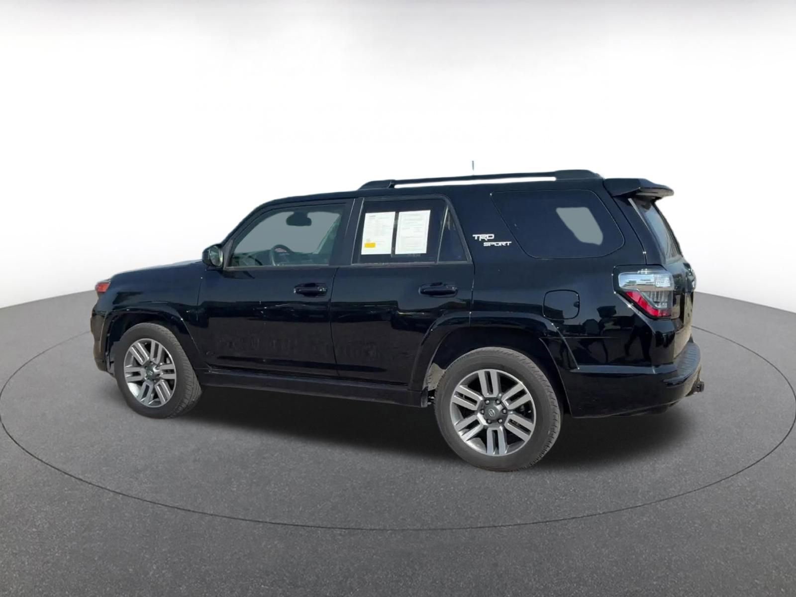 Thumbnail: 2024 Toyota 4Runner - 10