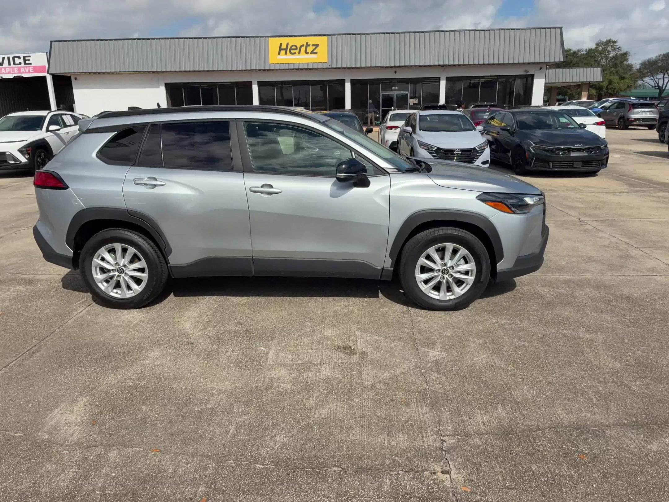 Thumbnail: 2025 Toyota Corolla Cross - 4