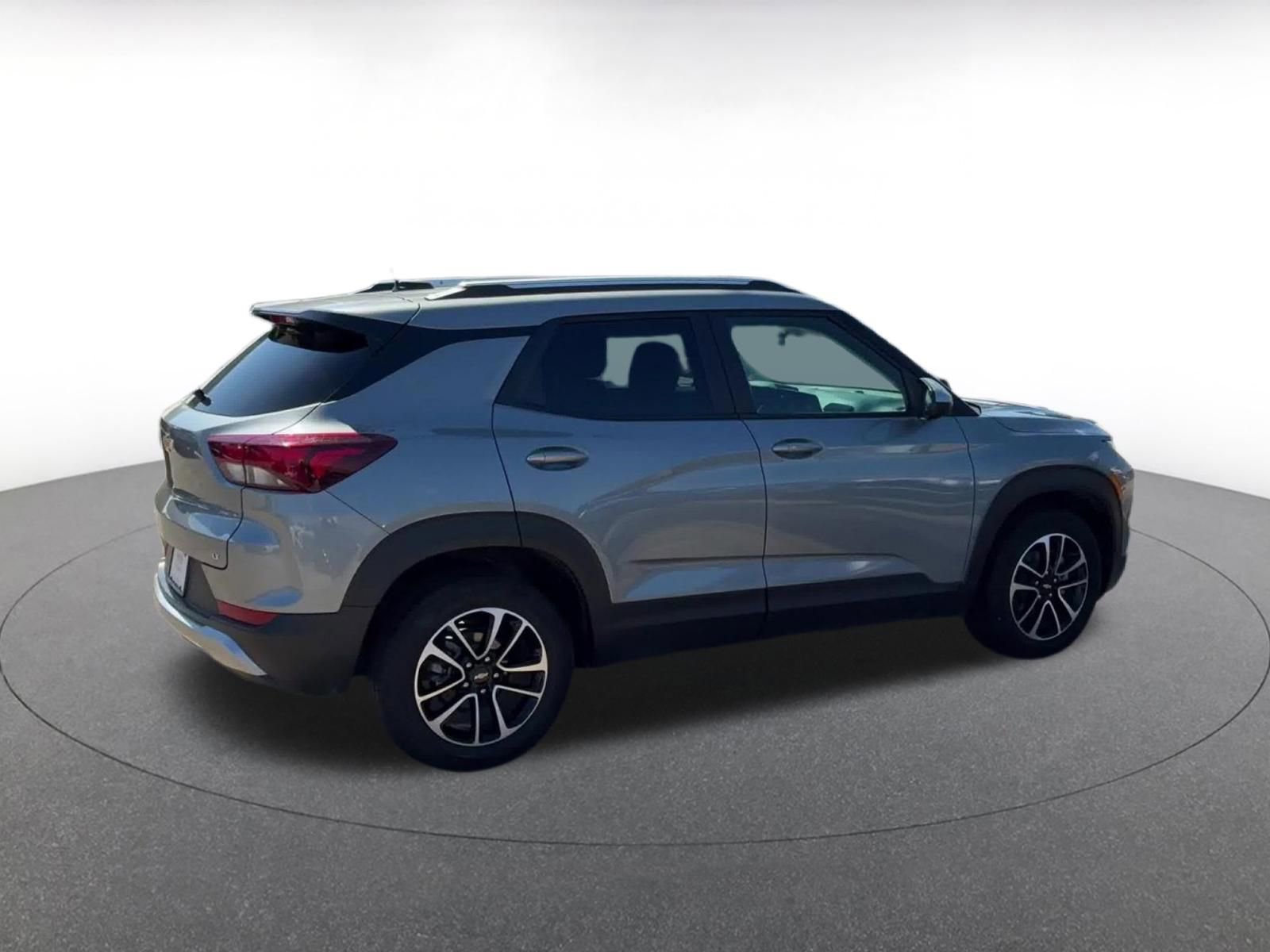 Thumbnail: 2025 Chevrolet TrailBlazer - 14