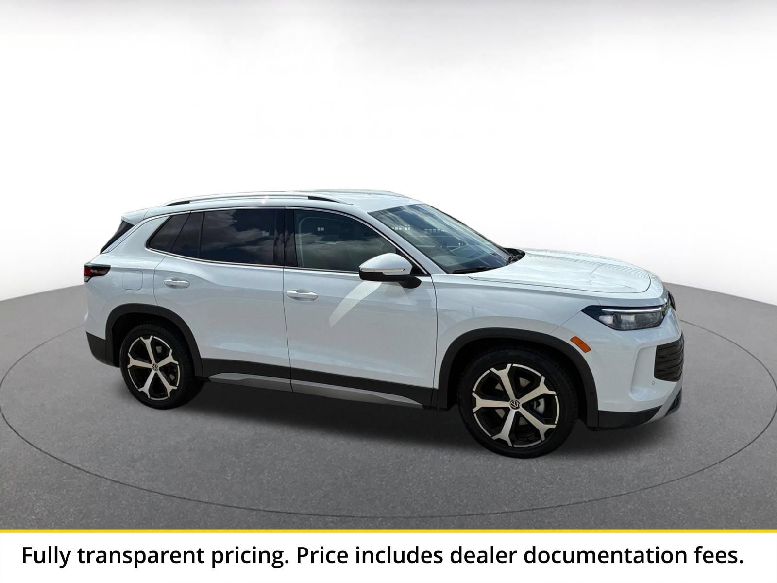 Thumbnail: 2026 Volkswagen Tiguan - 1