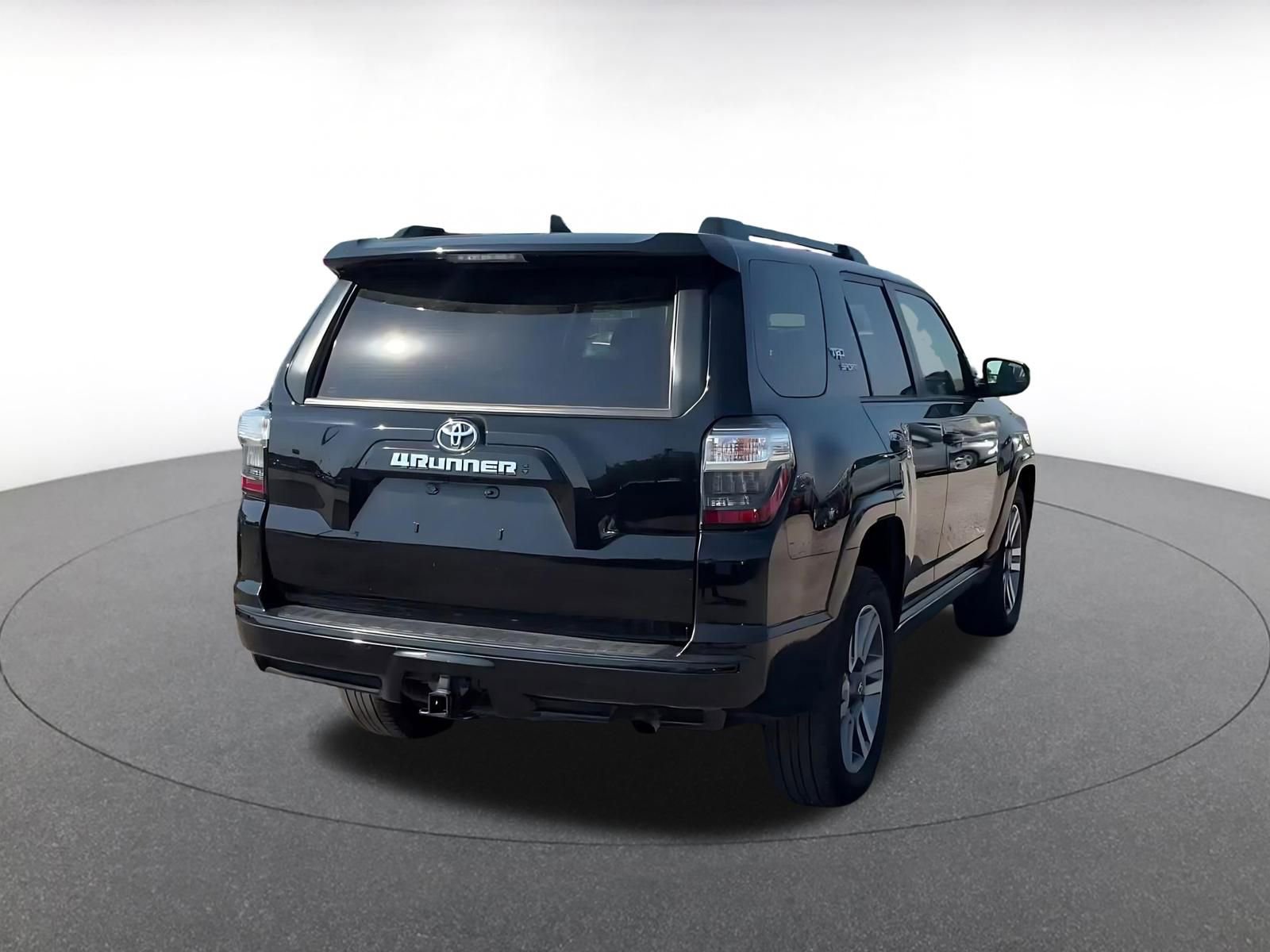 Thumbnail: 2024 Toyota 4Runner - 14