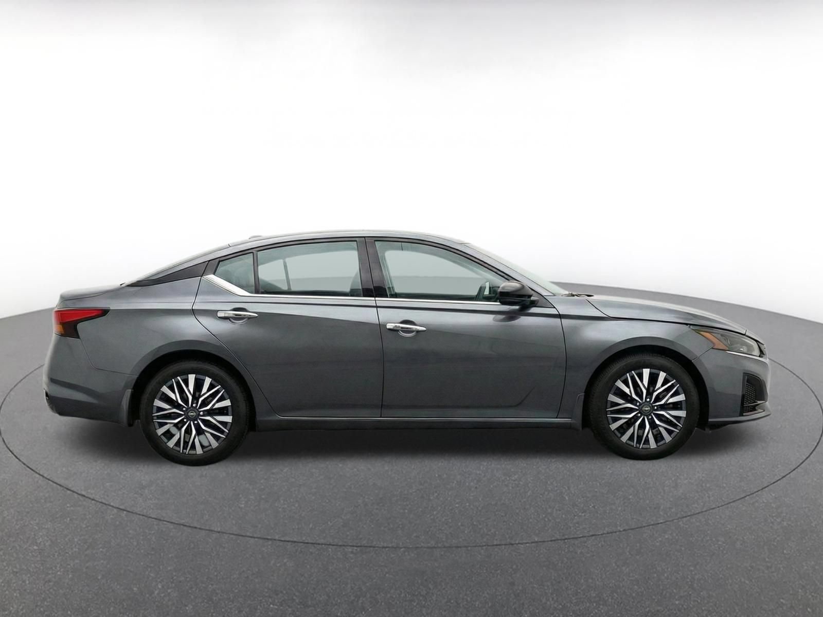 Thumbnail: 2025 Nissan Altima - 13