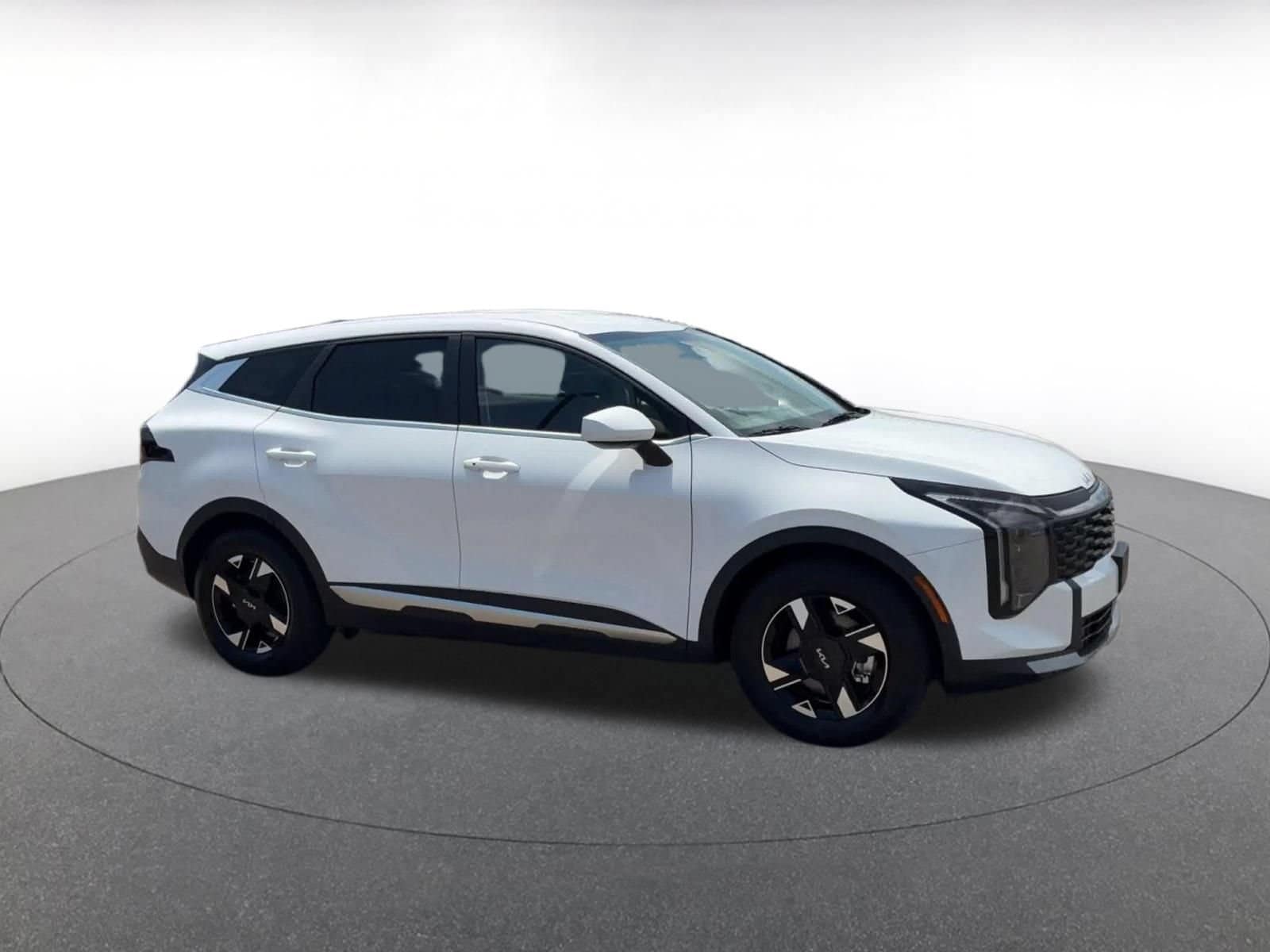 Thumbnail: 2026 Kia Sportage - 2