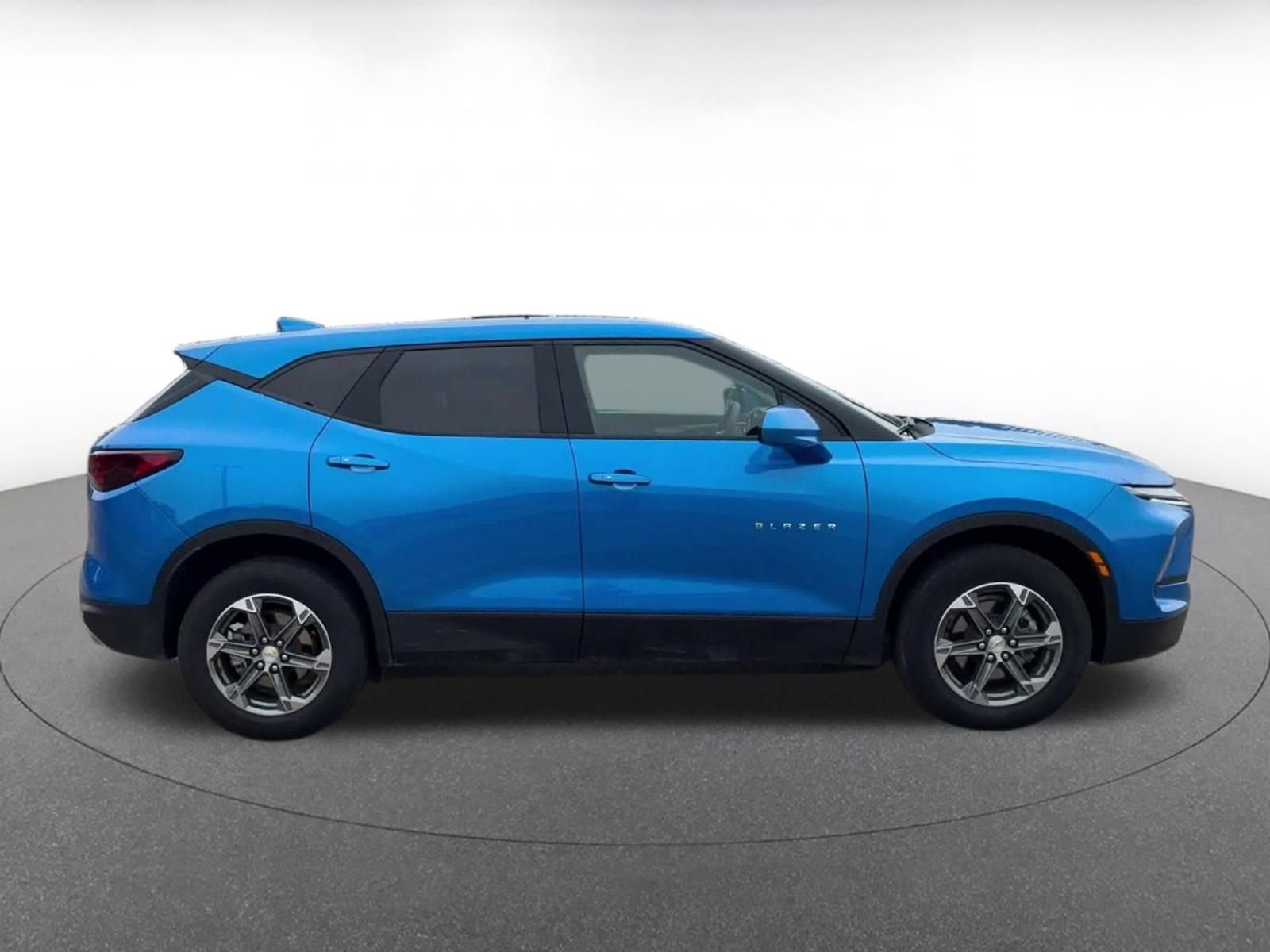 Thumbnail: 2025 Chevrolet Blazer - 16