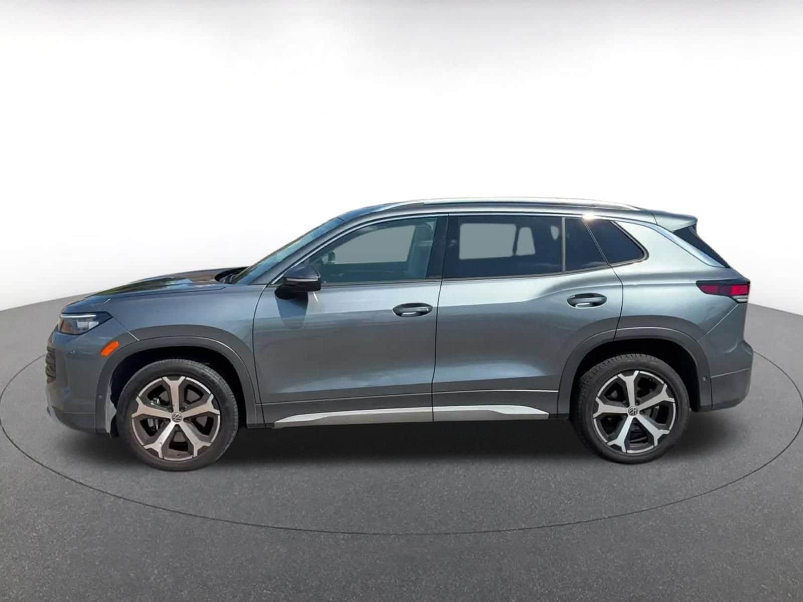 Thumbnail: 2026 Volkswagen Tiguan - 7