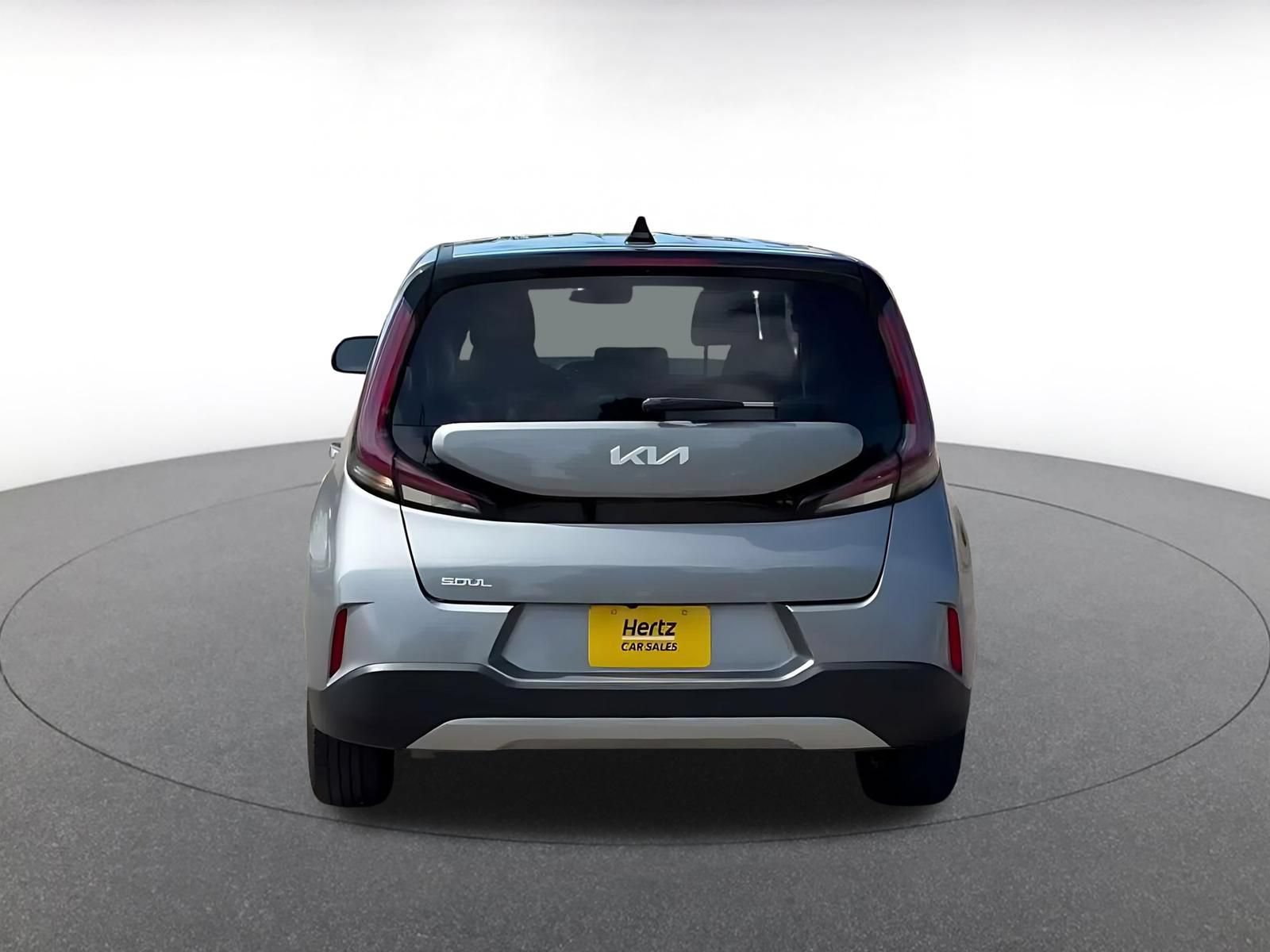 2025 Kia Soul LX - Photo 12