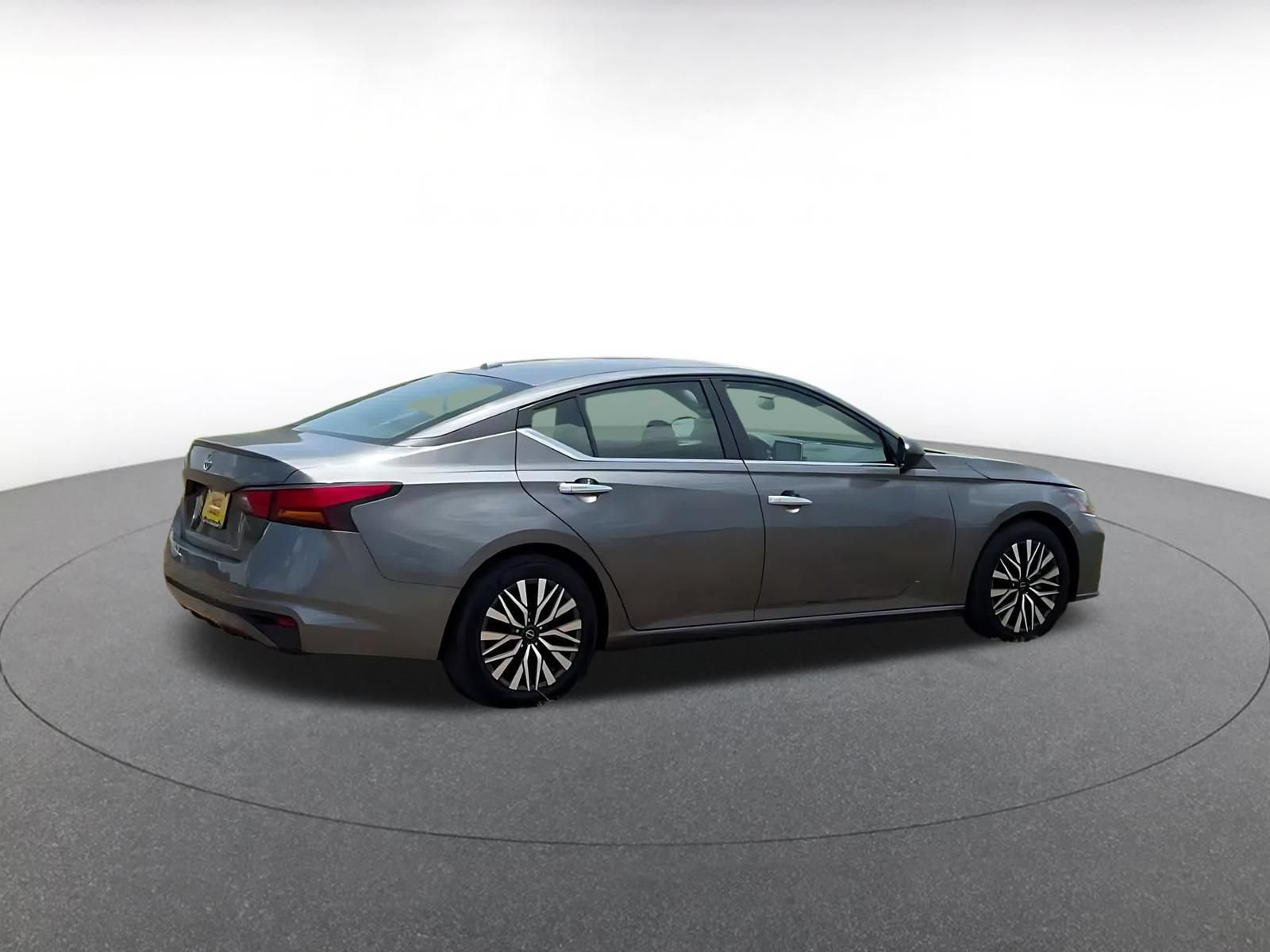 Thumbnail: 2025 Nissan Altima - 14