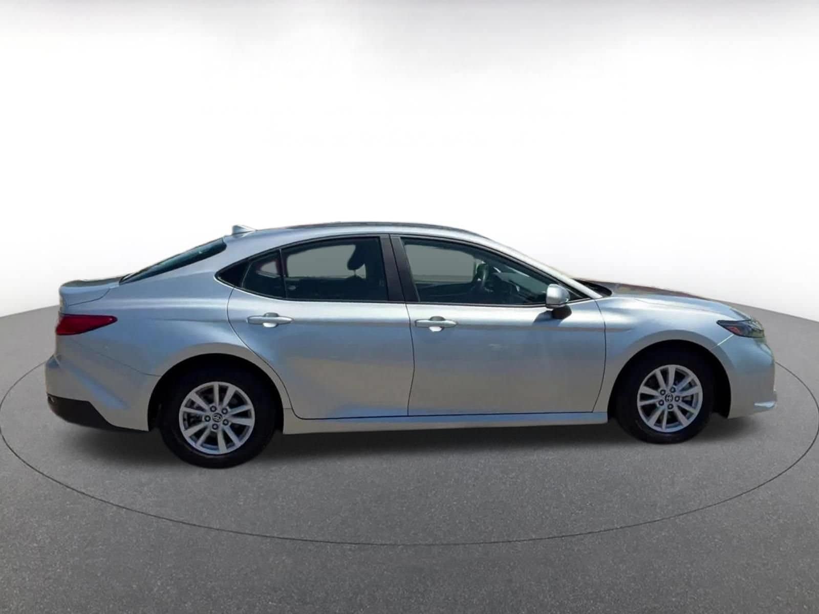 Thumbnail: 2025 Toyota Camry - 11