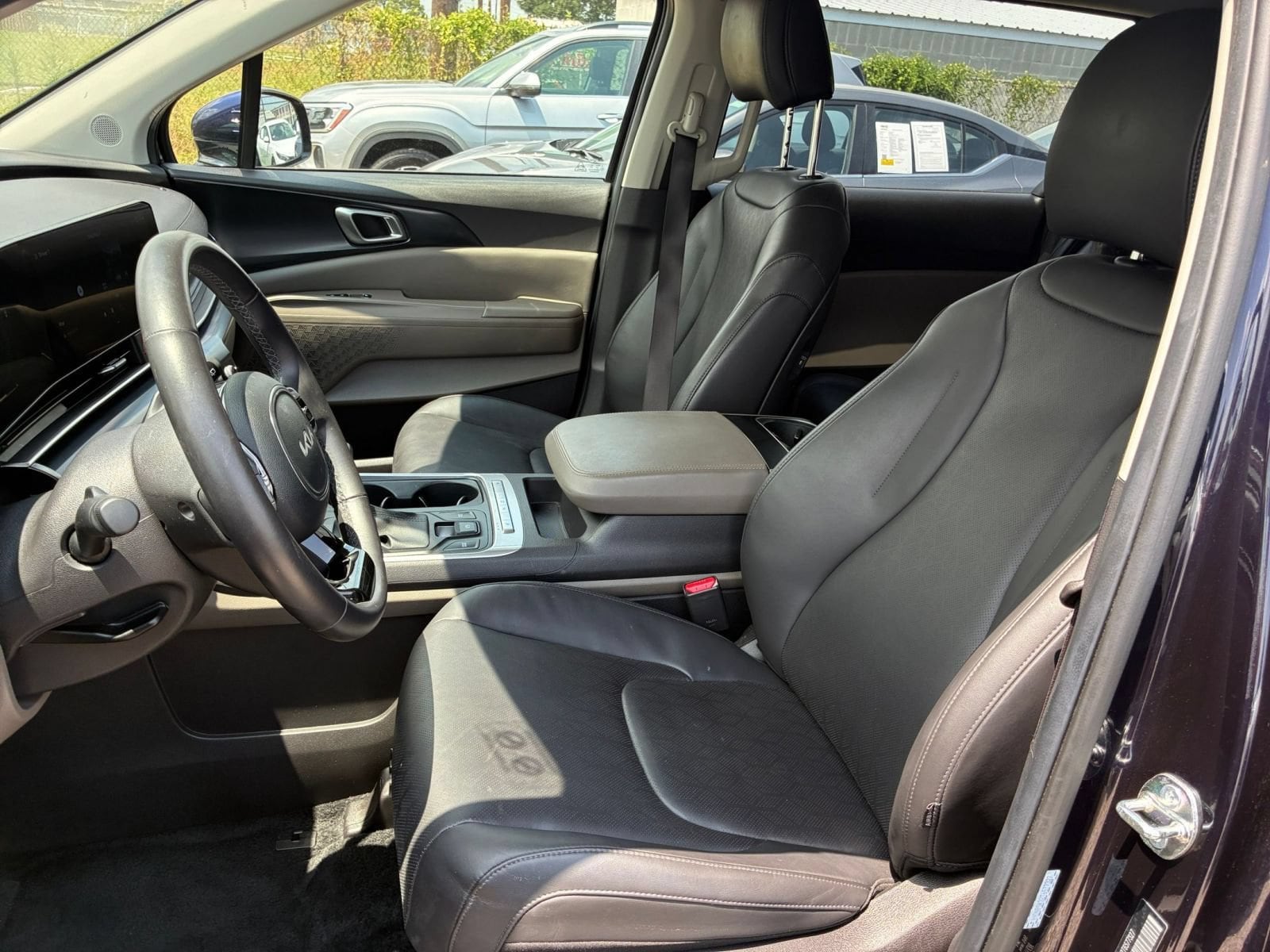 Thumbnail: 2026 Kia Carnival - 34