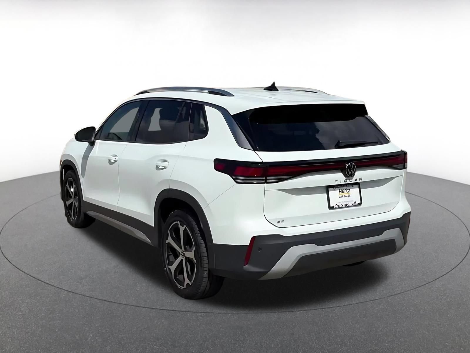 Thumbnail: 2026 Volkswagen Tiguan - 11